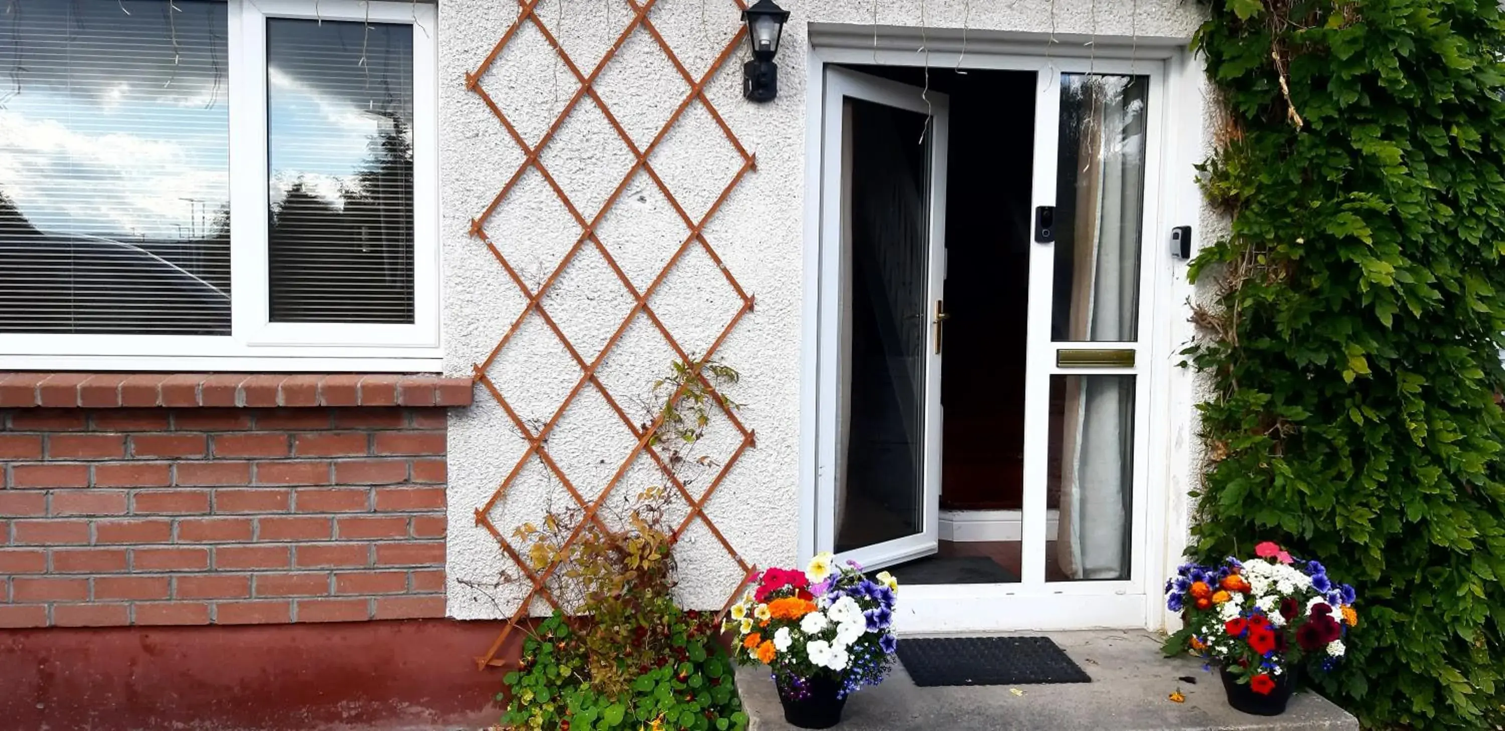 1 Bed Flat - Sleeps 4 - Garden - Parking - Wifi 1 Bed Flat - Sleeps 4 - Garden - Parking - Wifi
