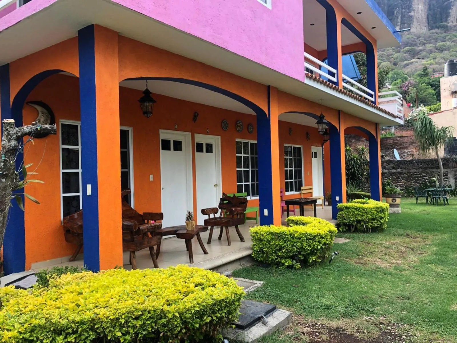 Property building in Los Robles