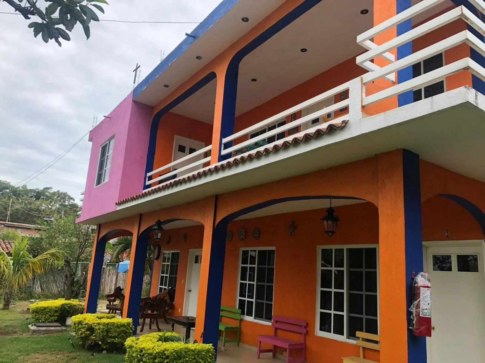 Property building in Los Robles