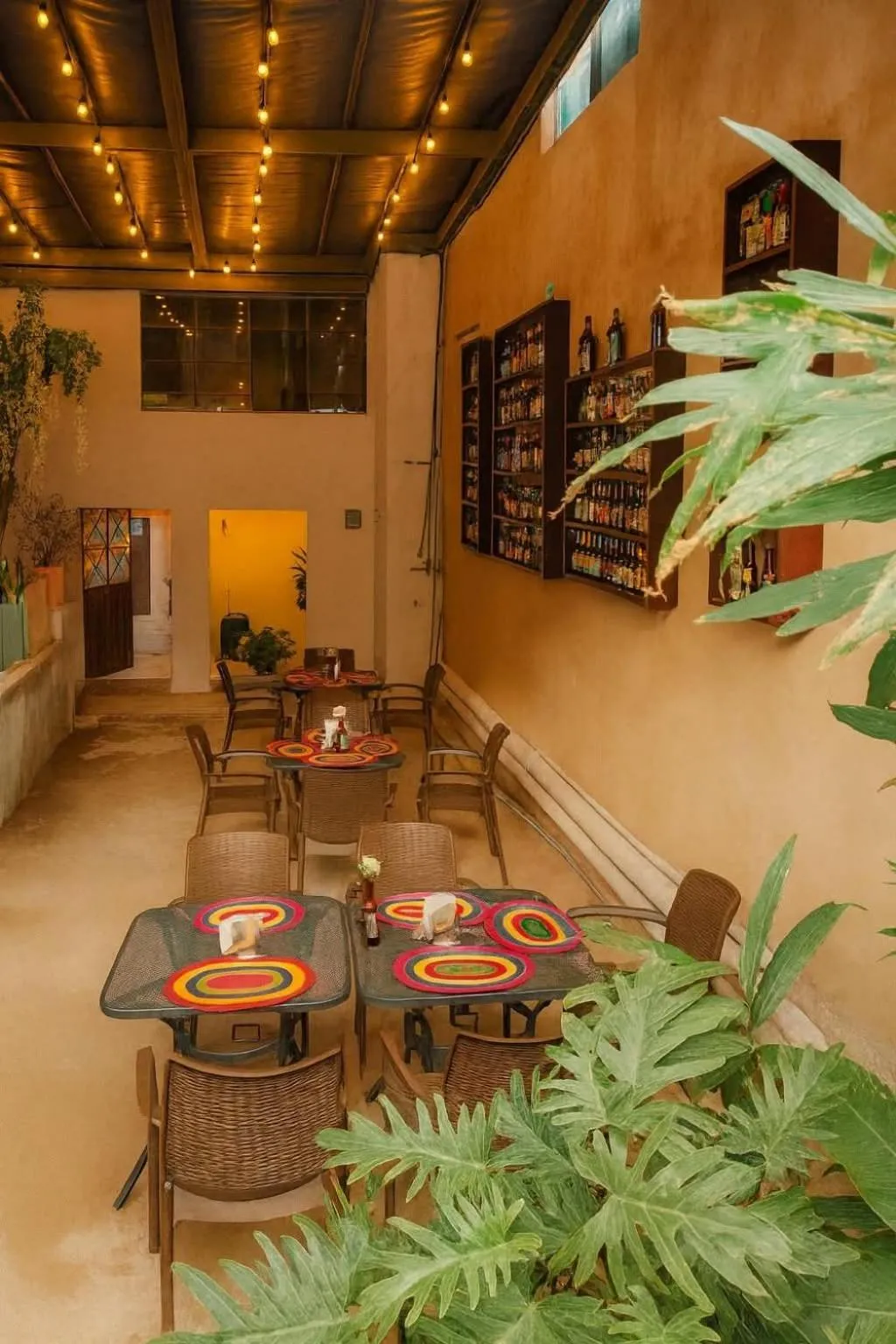Restaurant/places to eat in Los Robles