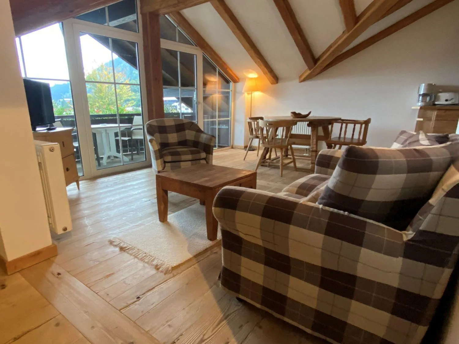 Chalet Jochpass Ferienwohnungen by HOTEL LANIG - Ferienwohnungen mit Zugang zum WellnessSpa im Hotel Lanig