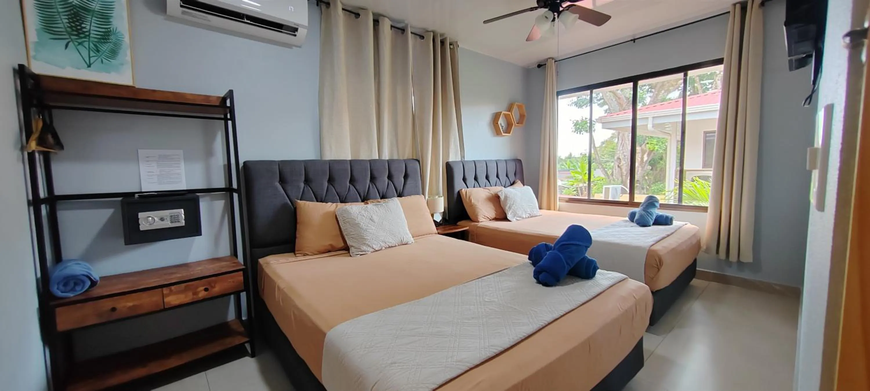 Bed in Ballena Rey Hotel