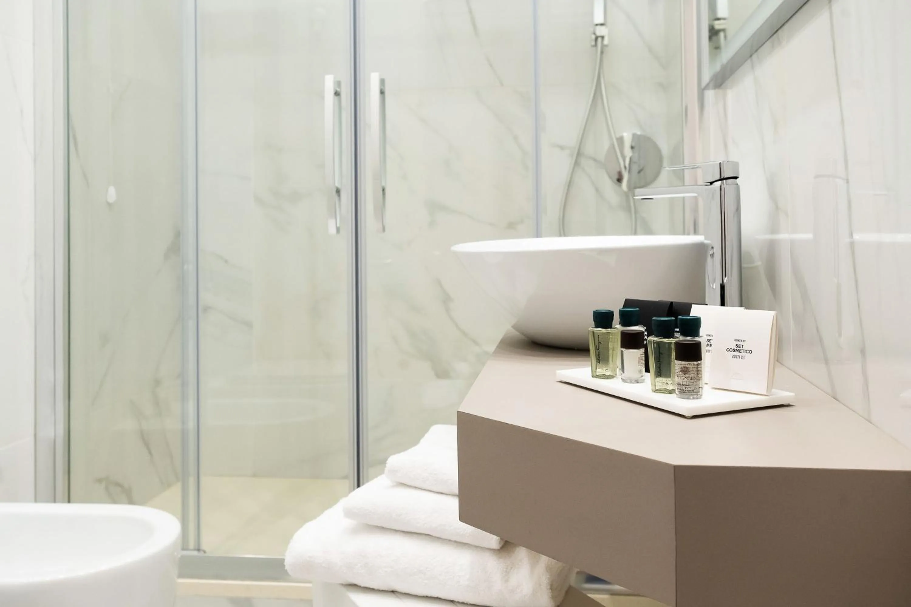 Bathroom in Imperatrice Suites