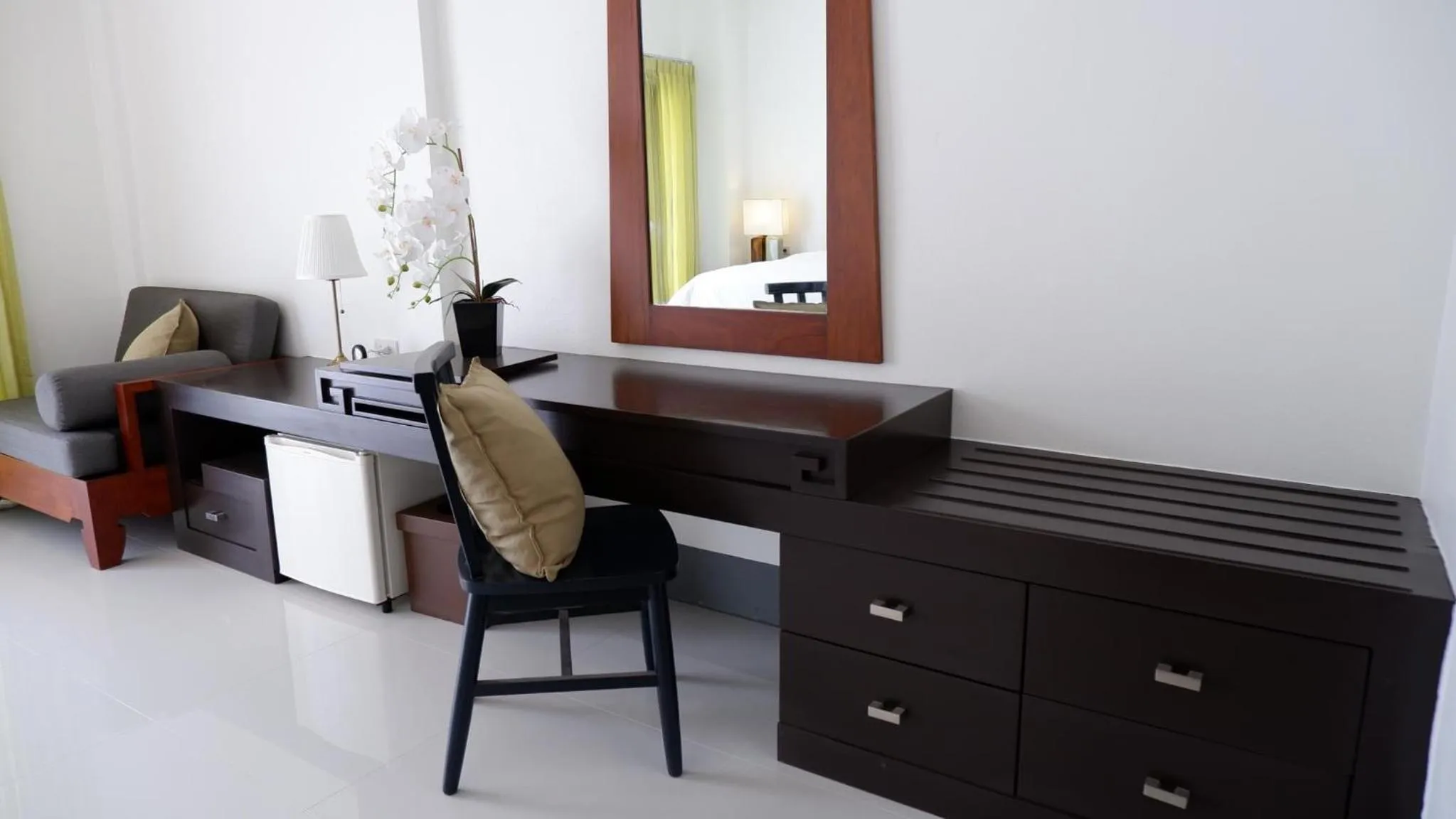 hair dresser in Nara Residence Trang