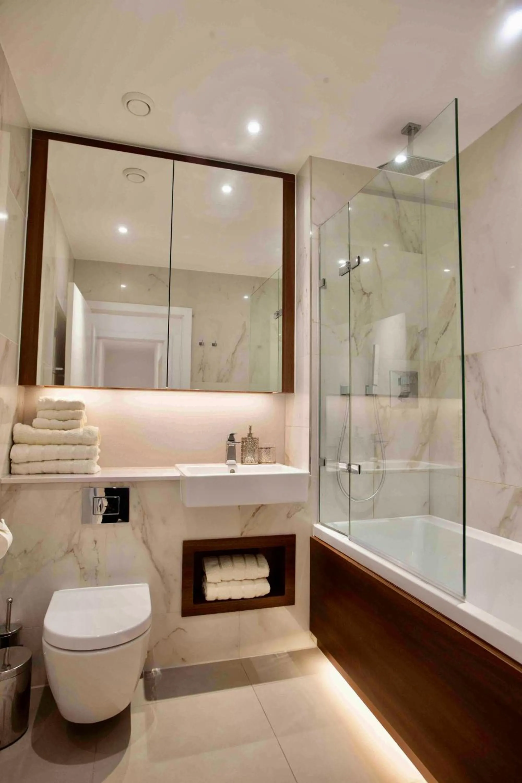 Bathroom in Thames riverside apartment in London