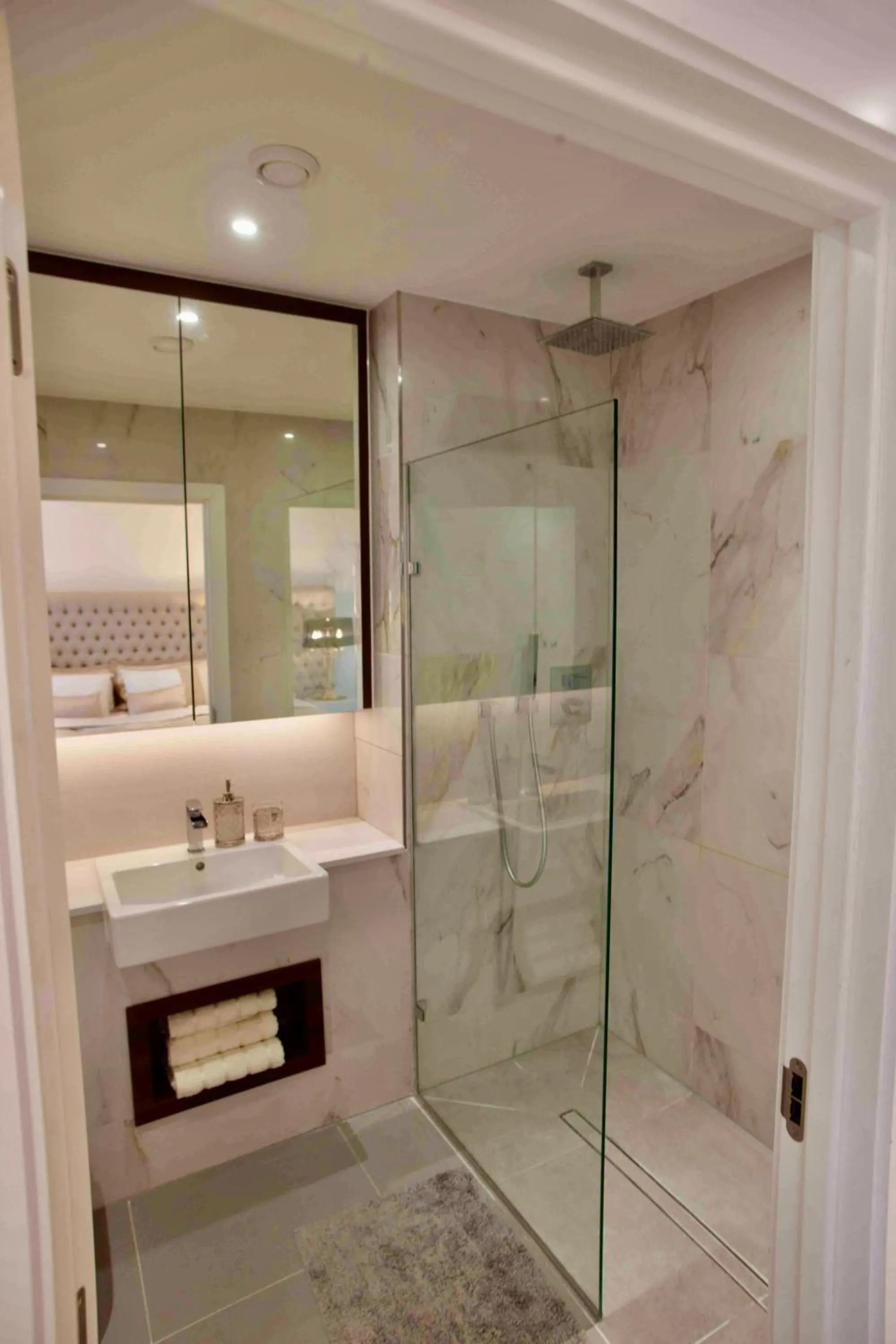 Bathroom in Thames riverside apartment in London