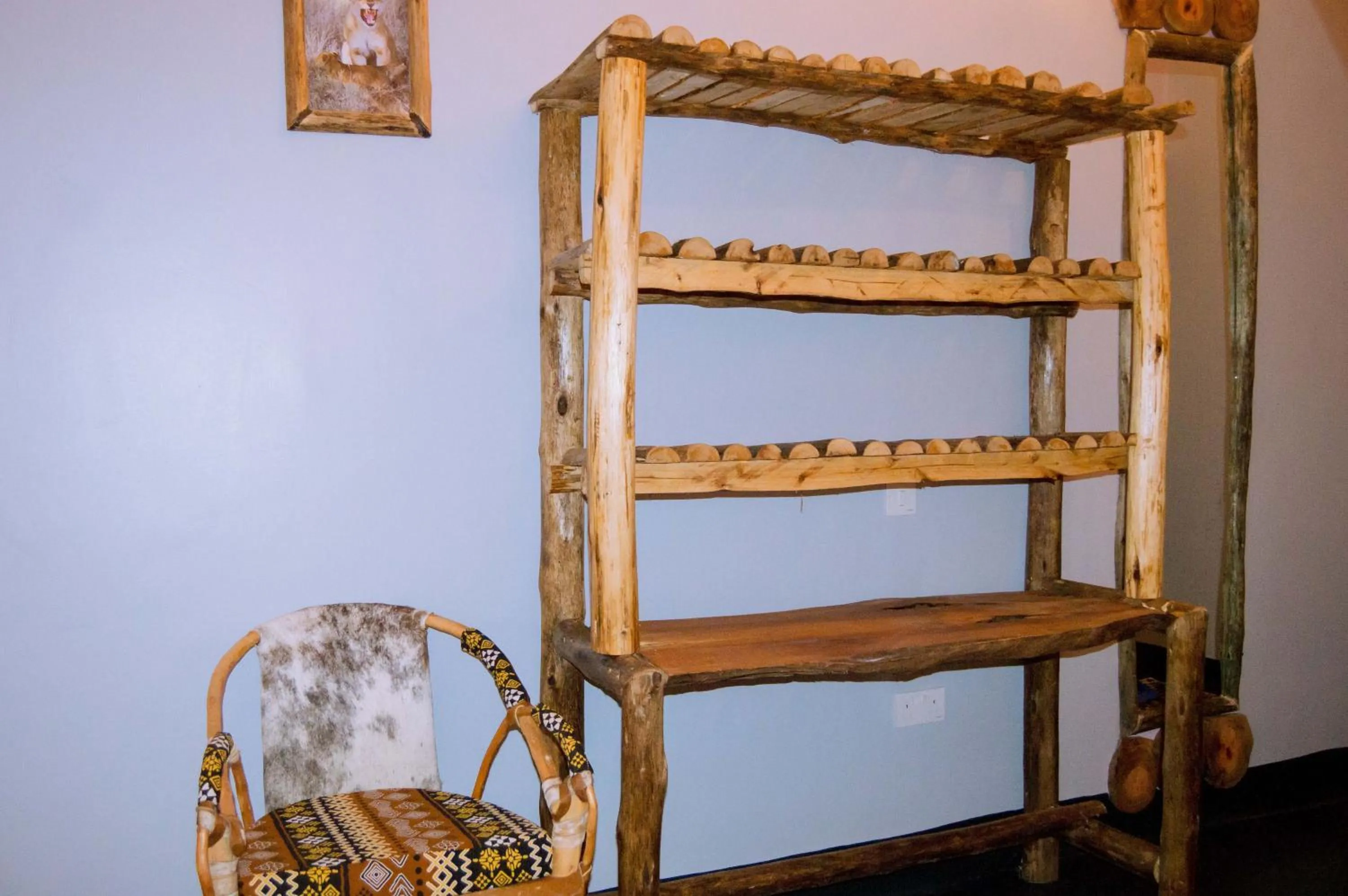 wardrobe in Kilimanjaro Scenic Homestay