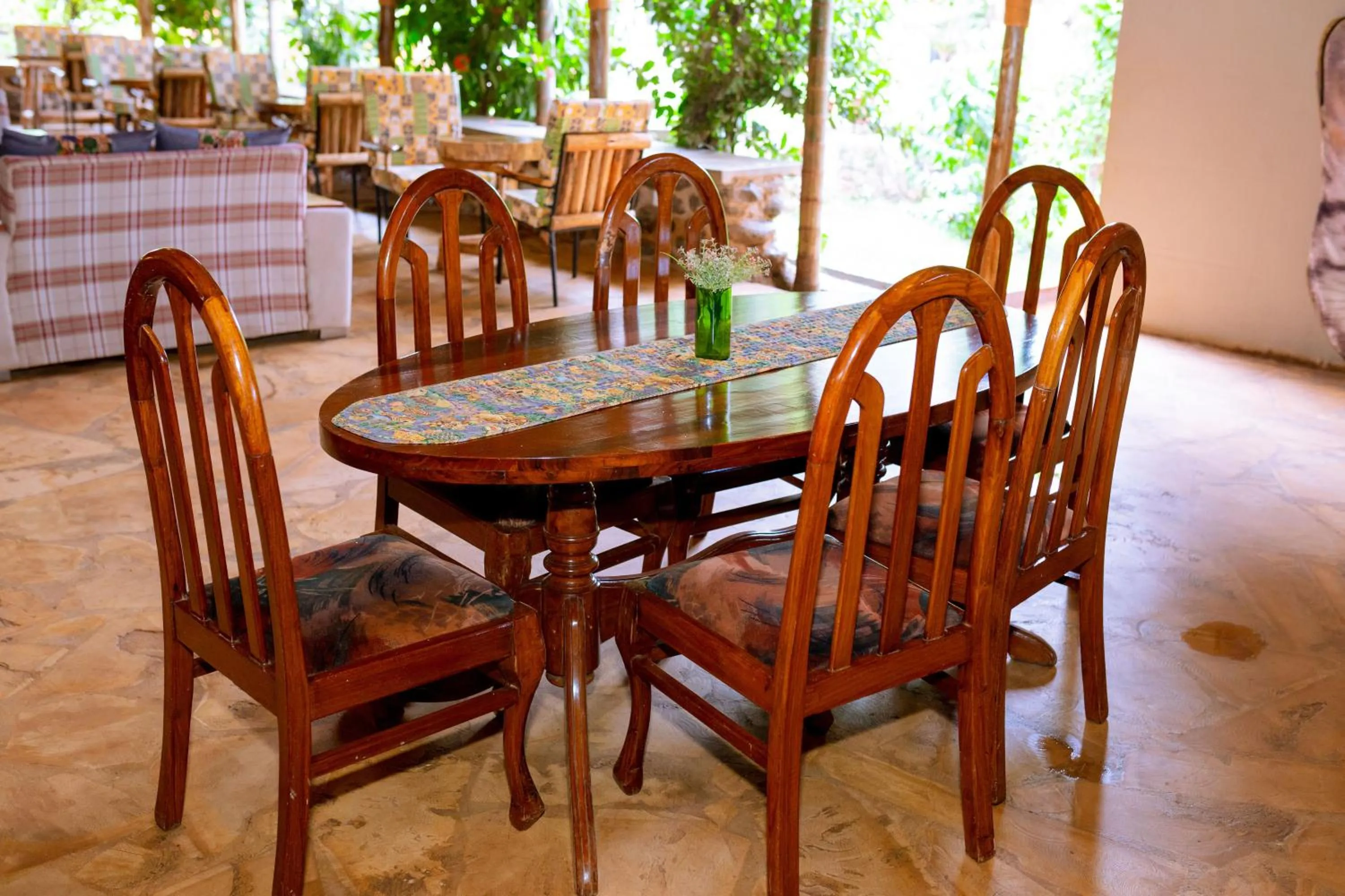 Restaurant/places to eat in Kilimanjaro Scenic Homestay