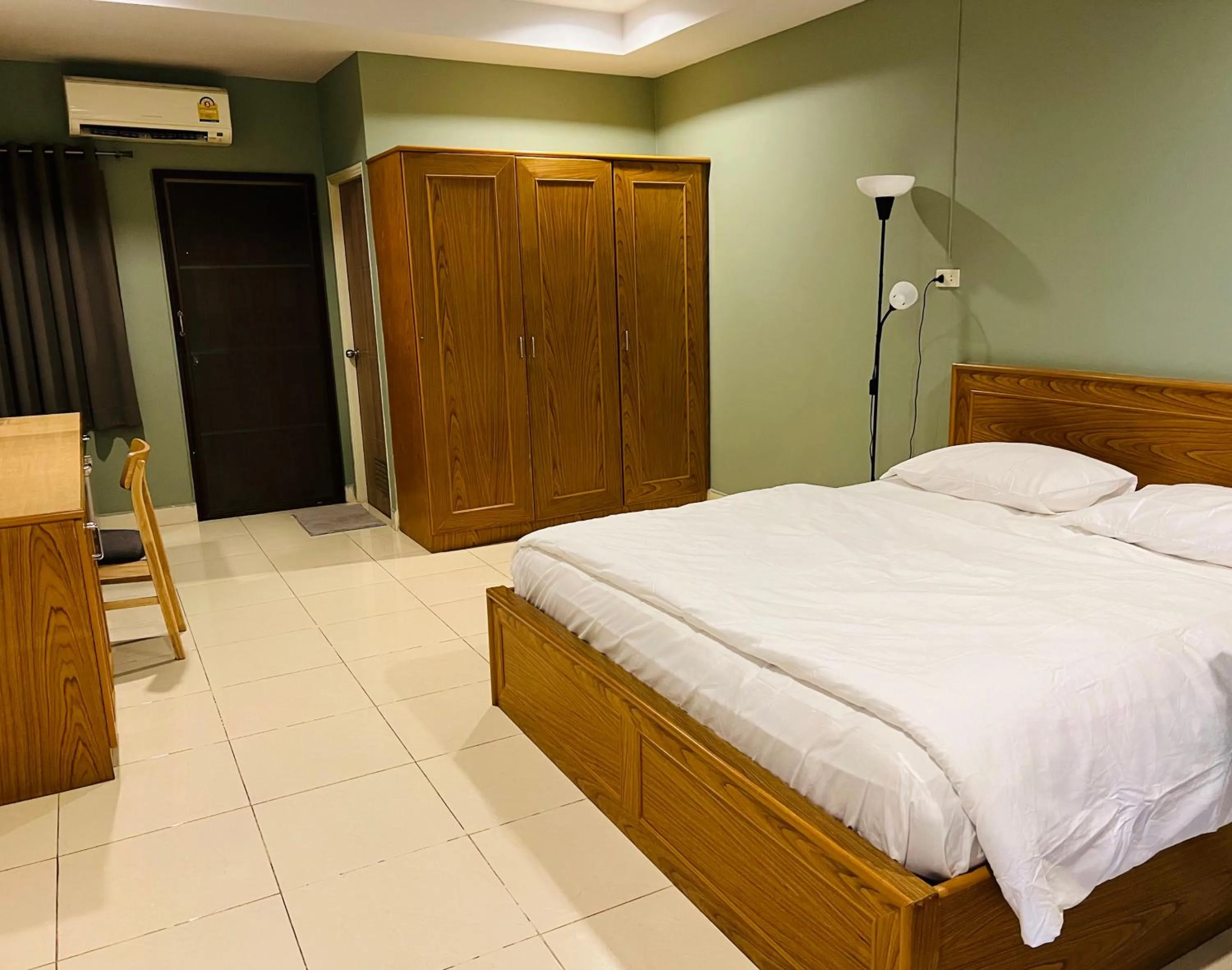 Bed in JJ Palace เจเจ พาเลซ