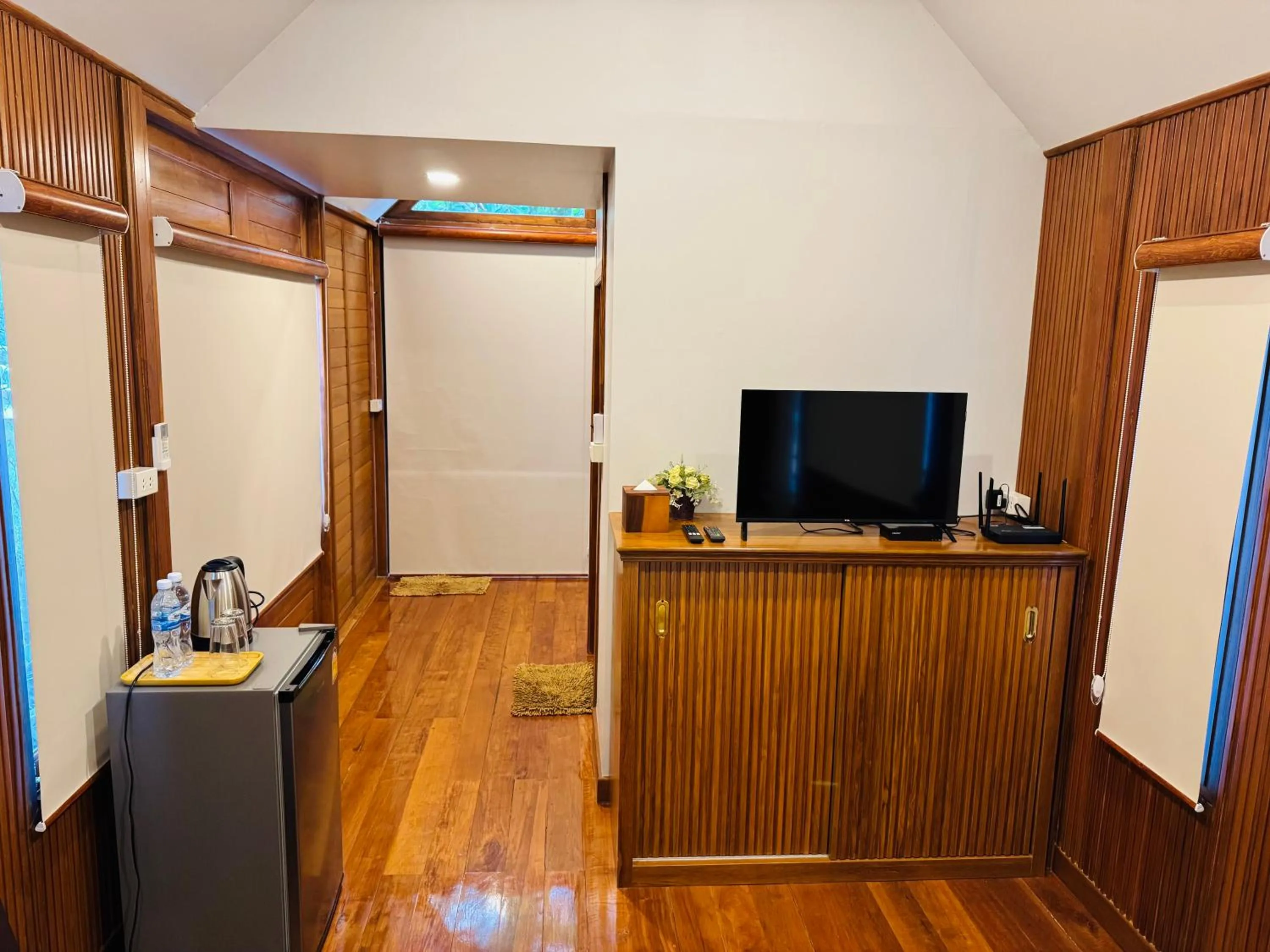 JJ Palace เจเจ พาเลซ