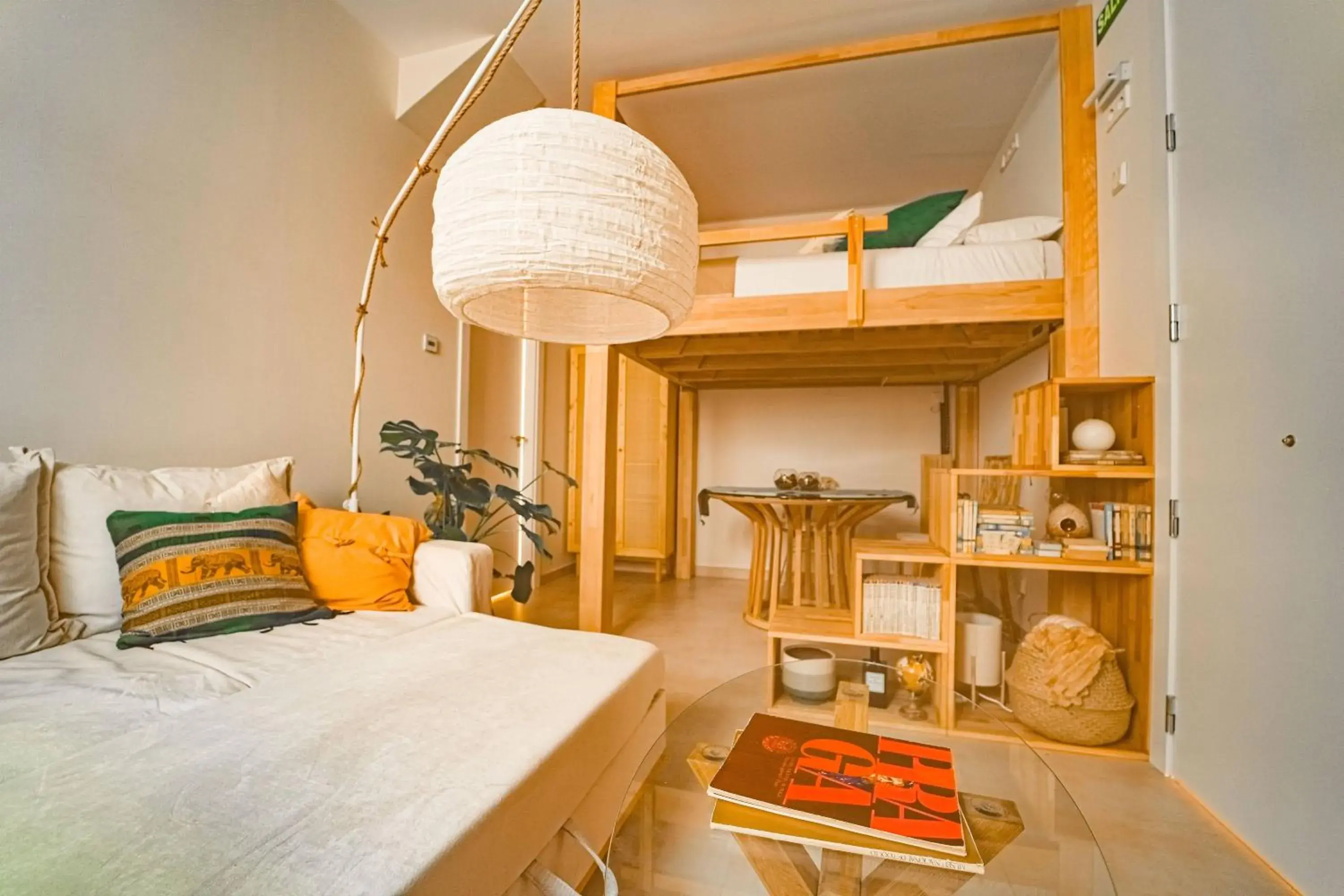 Deluxe Double Studio - single occupancy in 4 Bears Studios Deluxe Double Studio - single occupancy in 4 Bears Studios