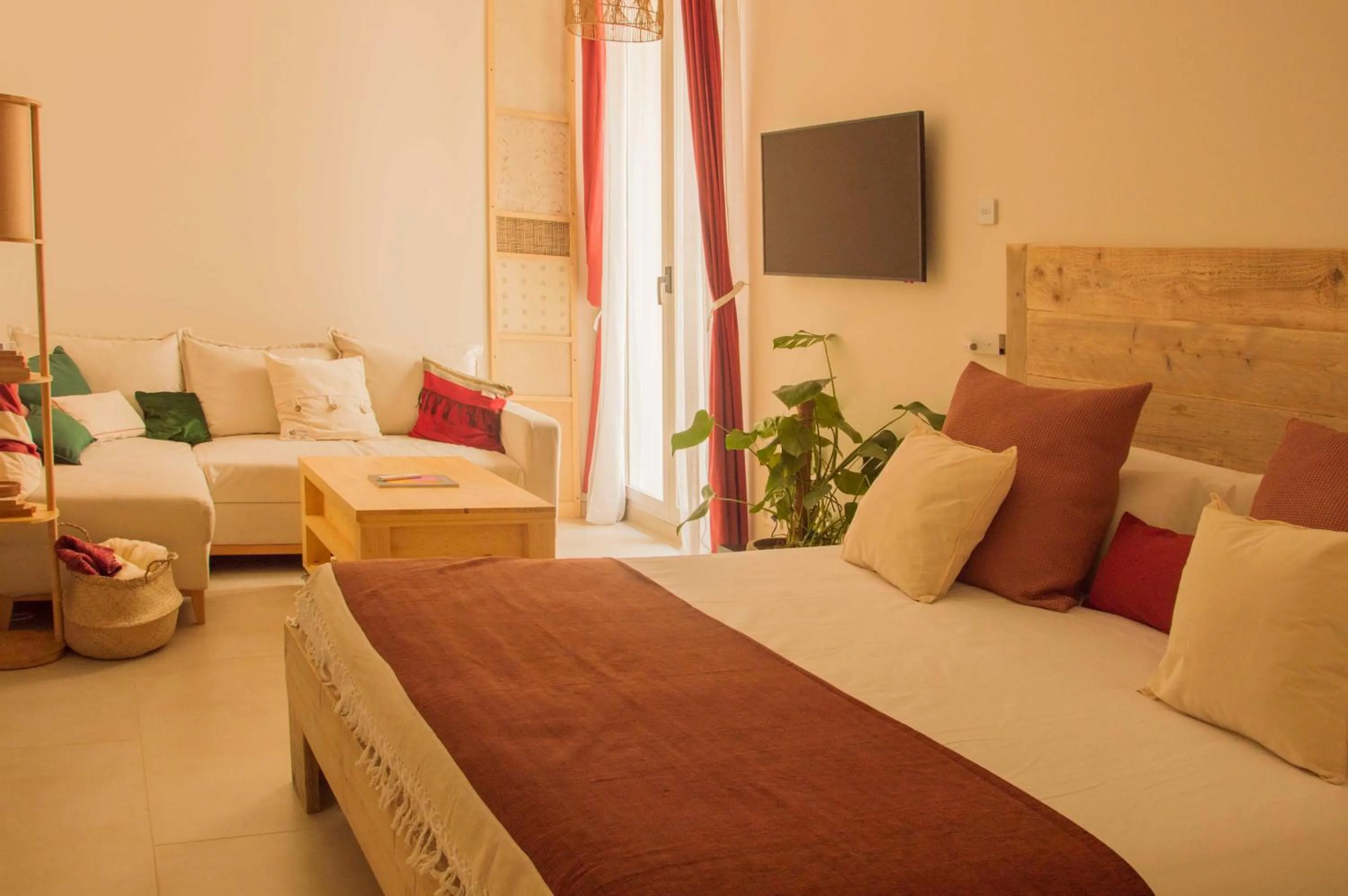 Bed in 4 Bears Studios