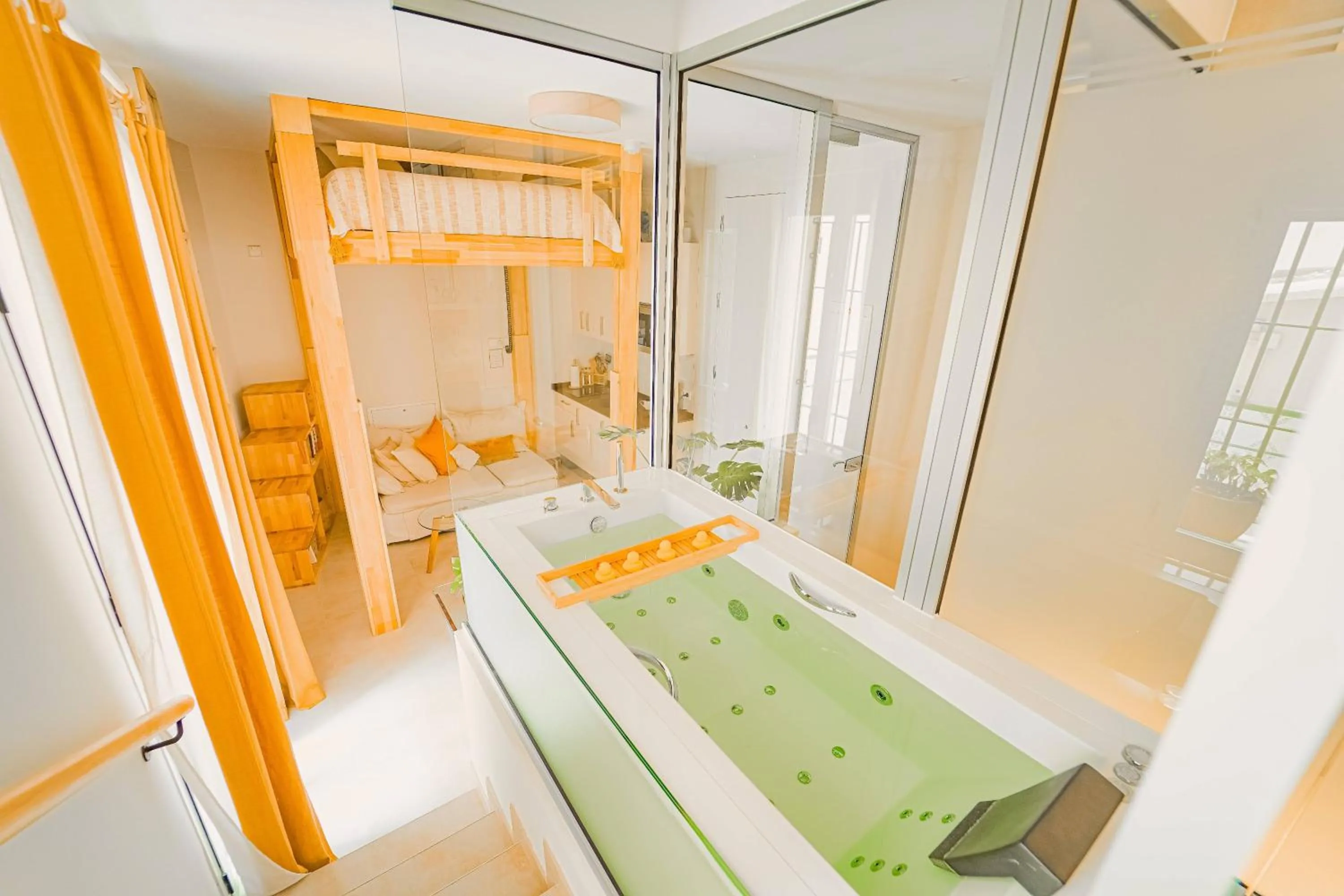 Bed in 4 Bears Studios