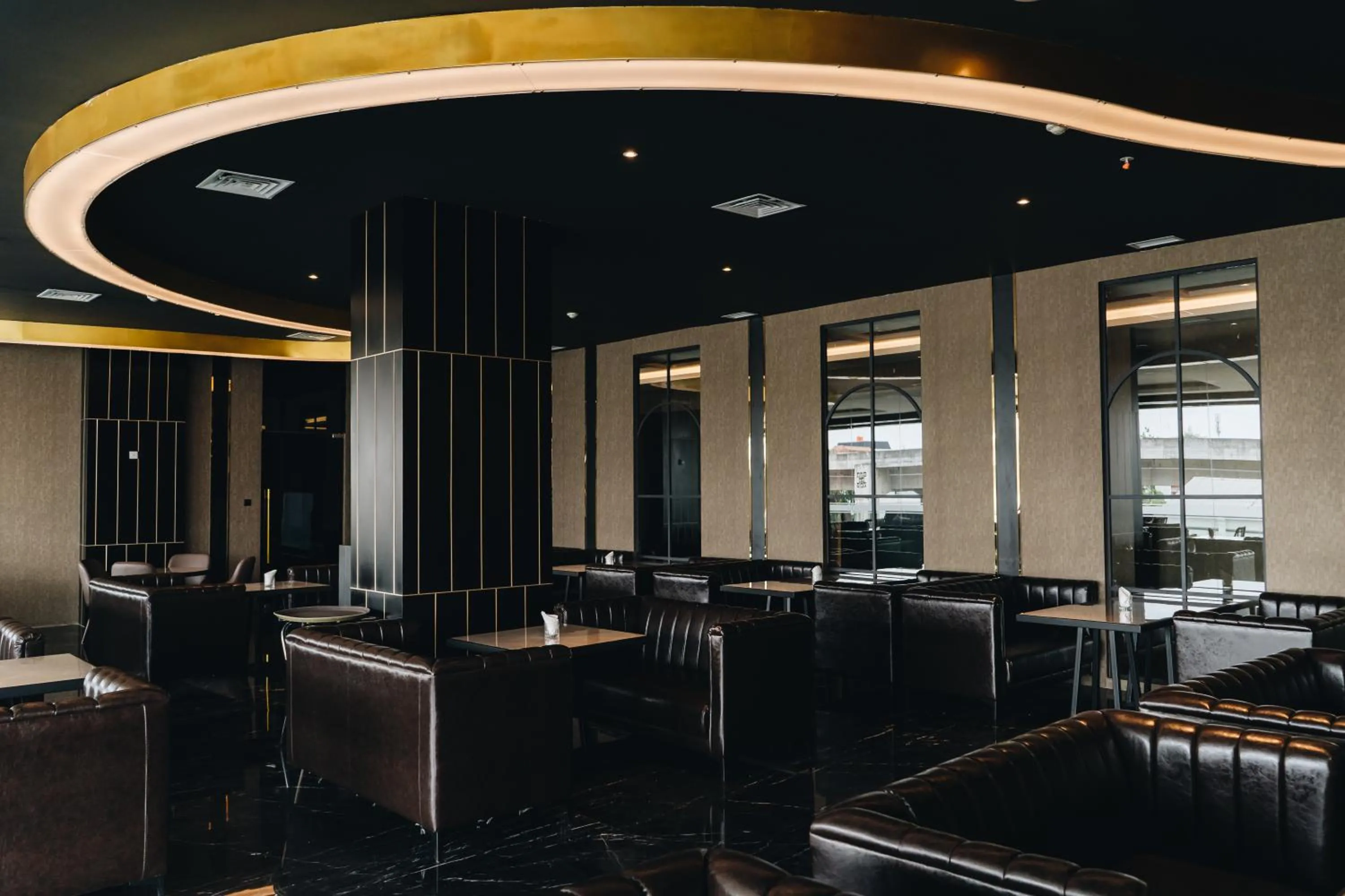 Restaurant/places to eat in Grand Central Premier