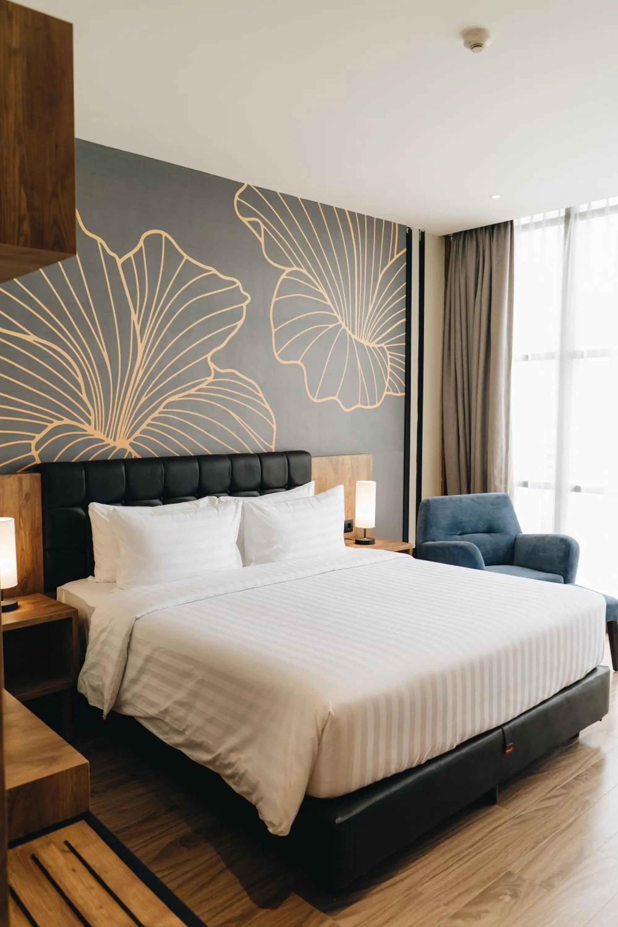 Property building, Bed in Grand Central Premier