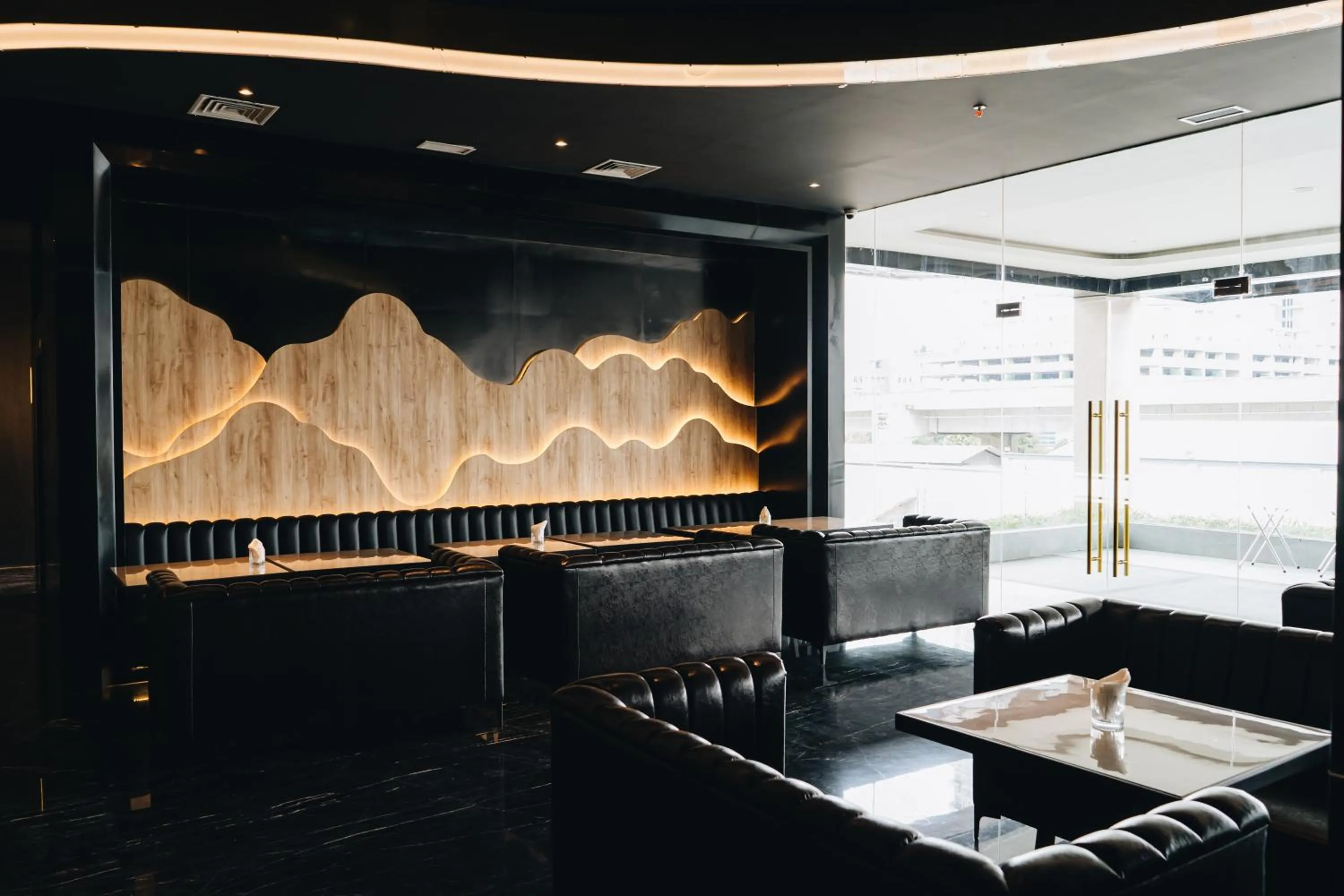 Restaurant/places to eat in Grand Central Premier