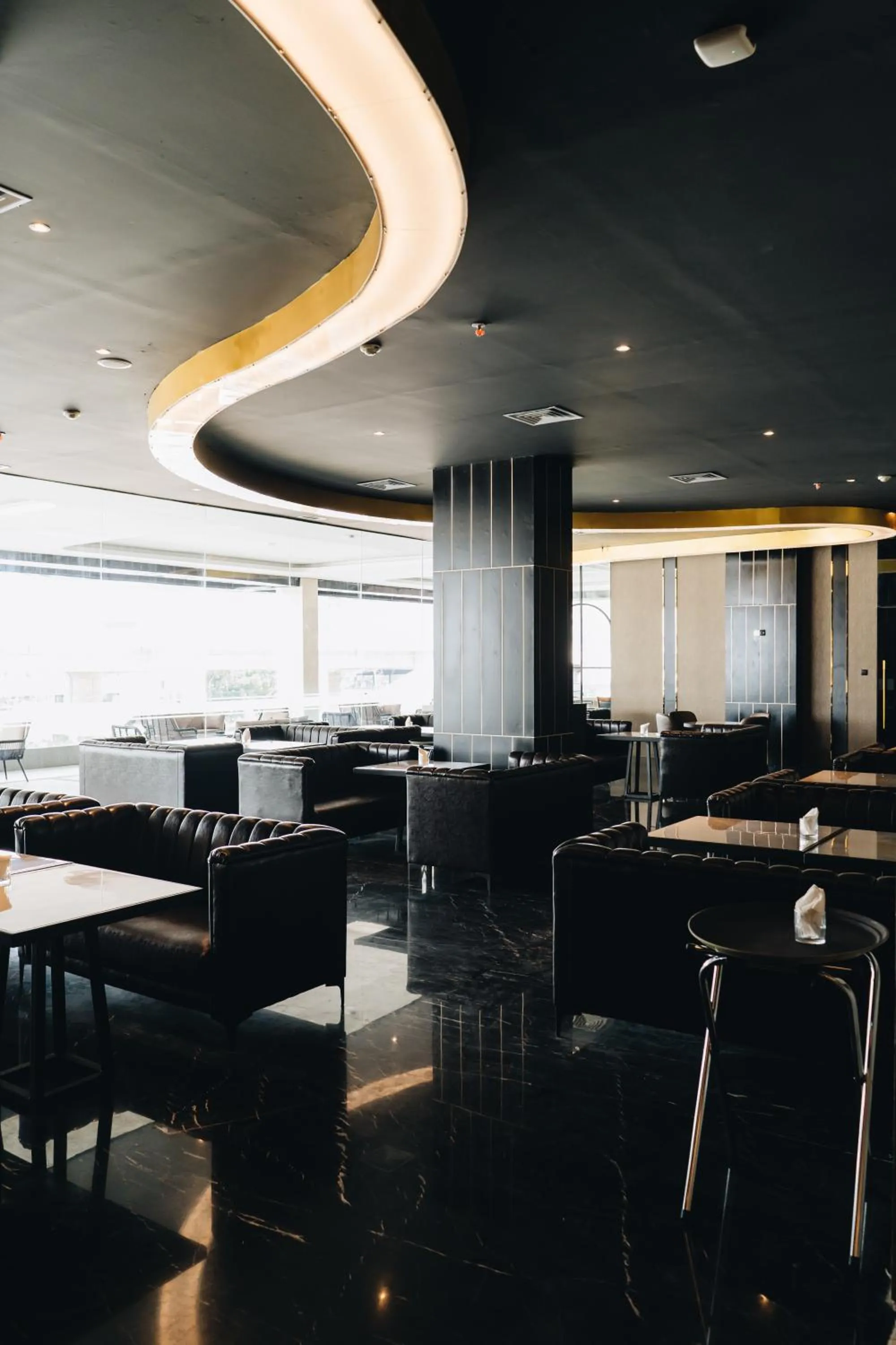 Restaurant/places to eat in Grand Central Premier