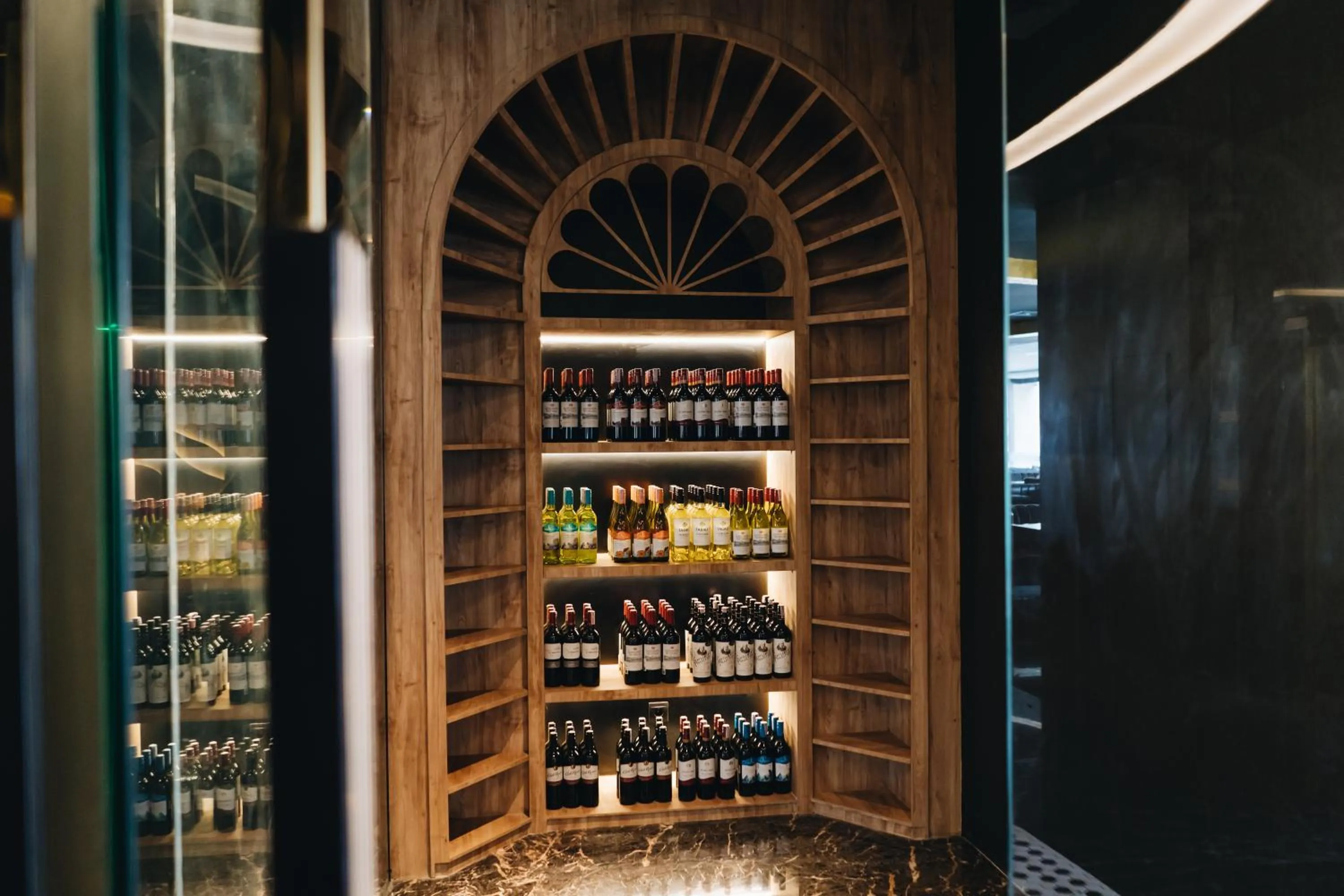 Restaurant/places to eat in Grand Central Premier