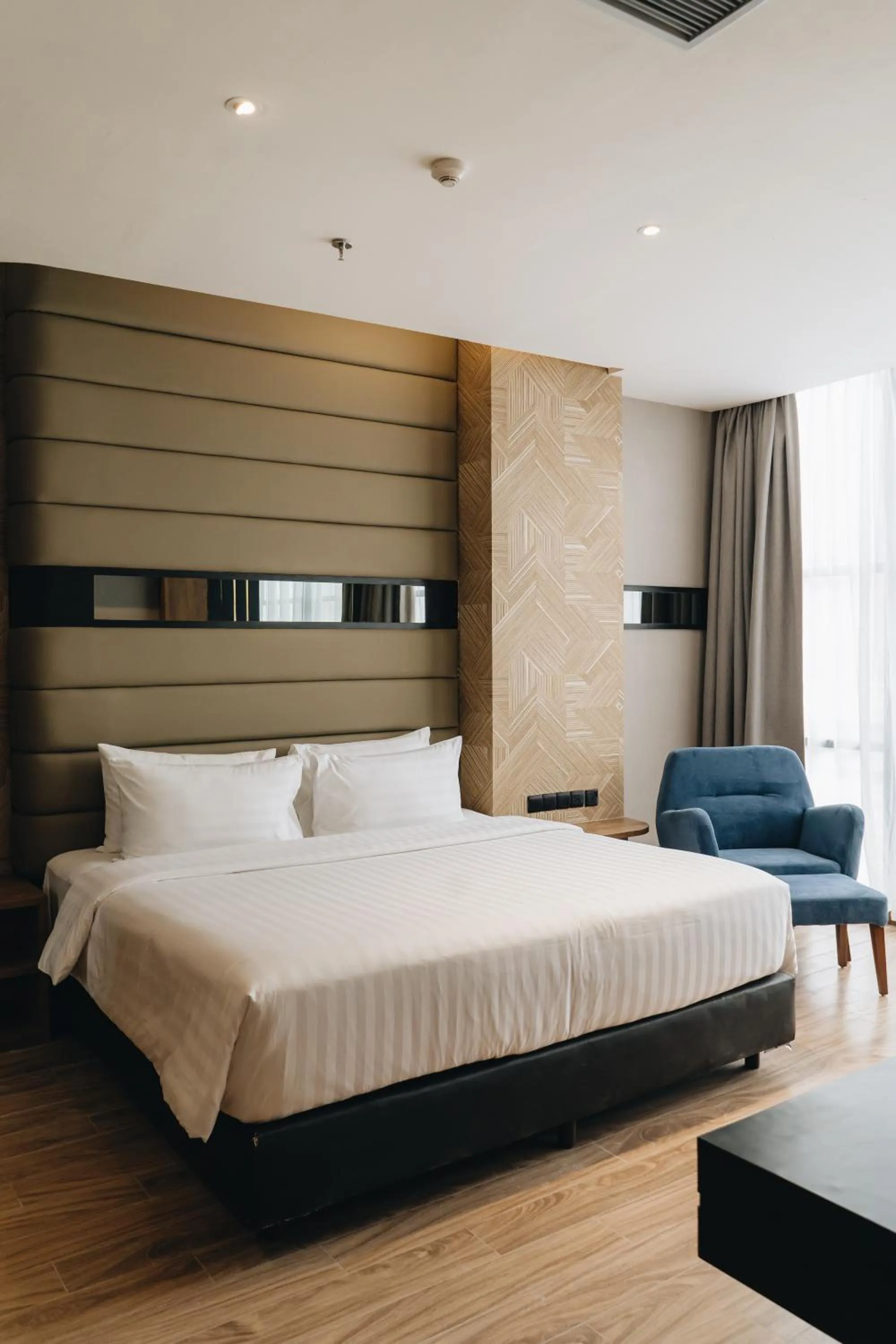 Bedroom, Bed in Grand Central Premier