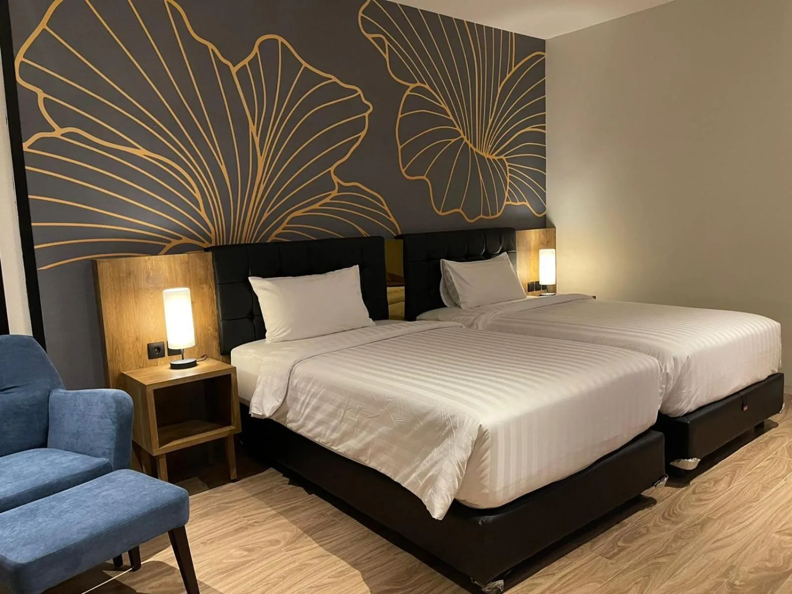 Property building, Bed in Grand Central Premier