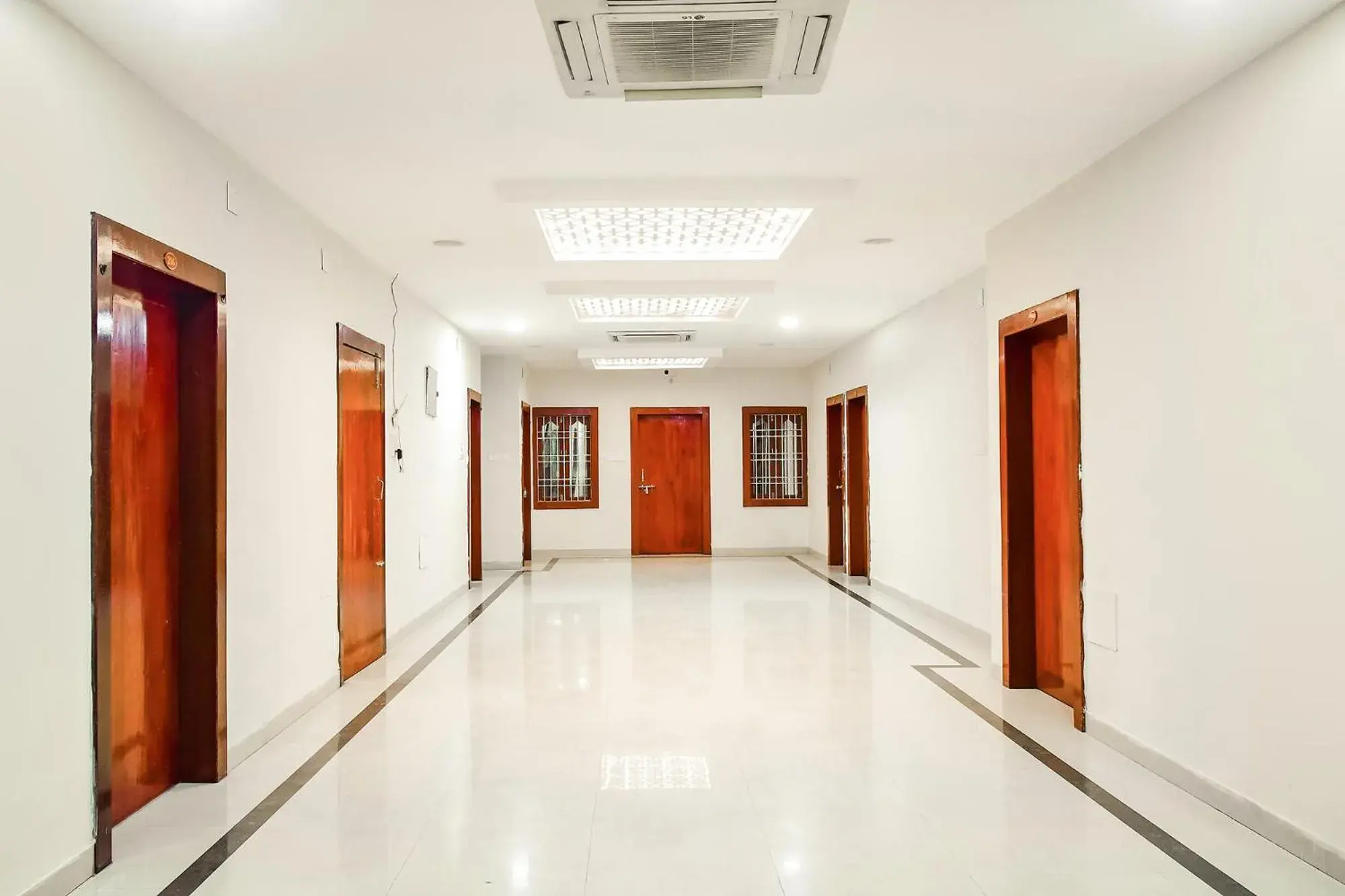 Lobby or reception in FabHotel Greenland Grand - Nr Kalinga Stadium Lobby or reception in FabHotel Greenland Grand - Nr Kalinga Stadium