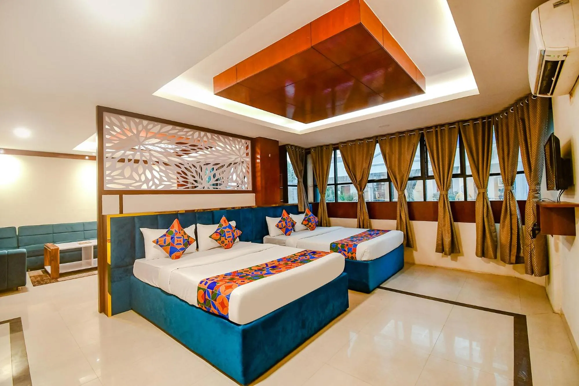Living room, Bed in FabHotel Greenland Grand - Nr Kalinga Stadium