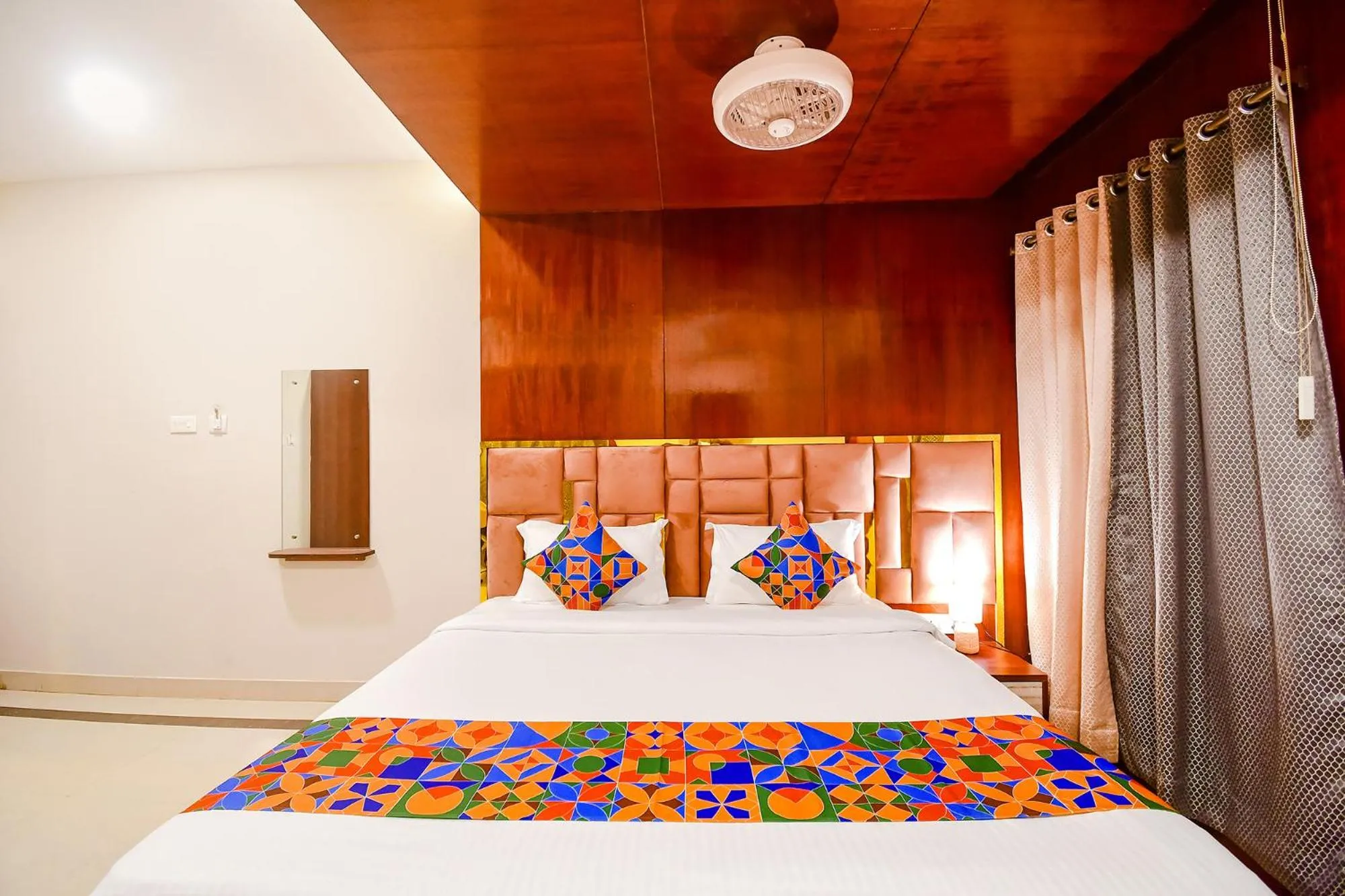Bed in FabHotel Greenland Grand - Nr Kalinga Stadium