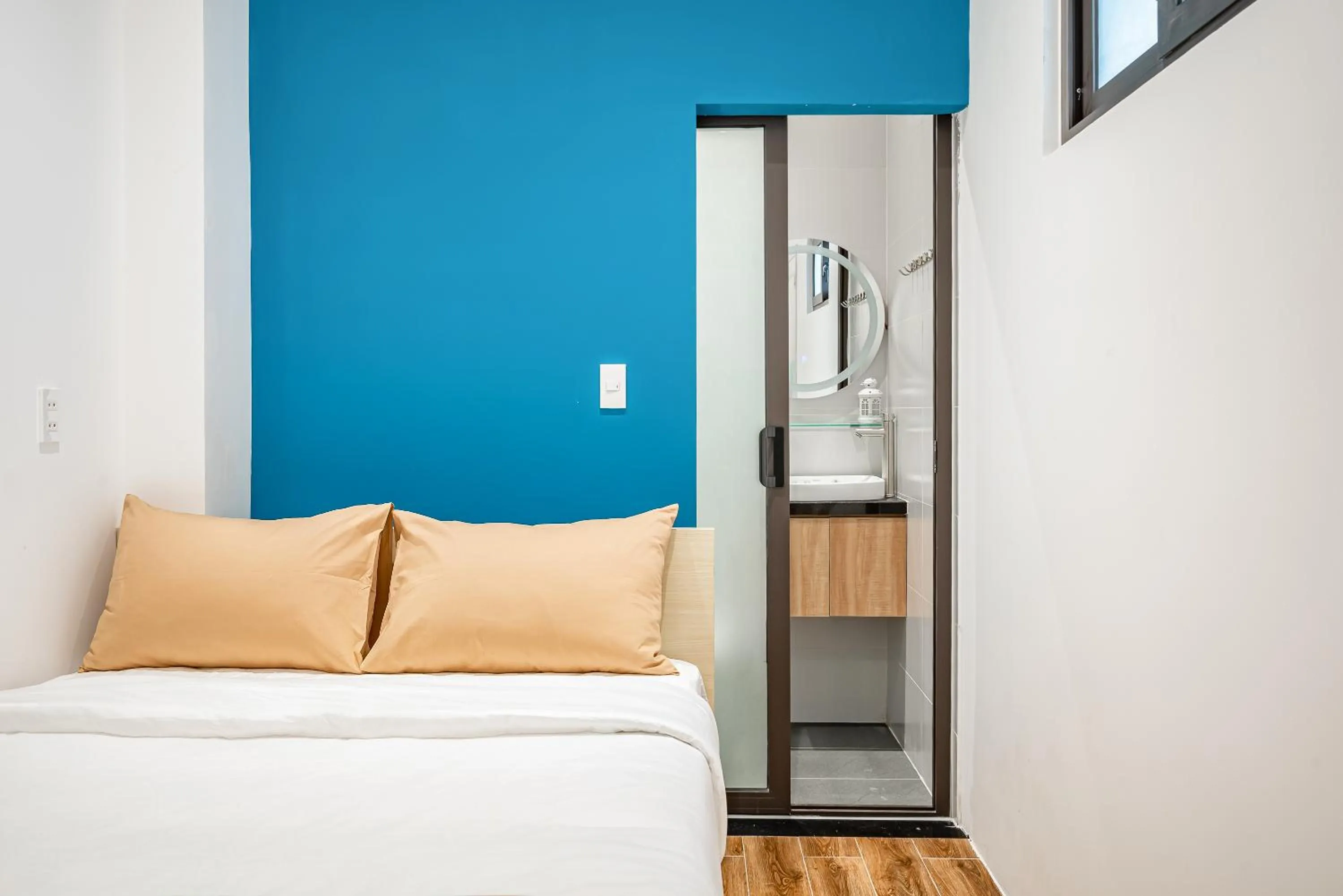 Bed in Cozrum Homes - Autumn House