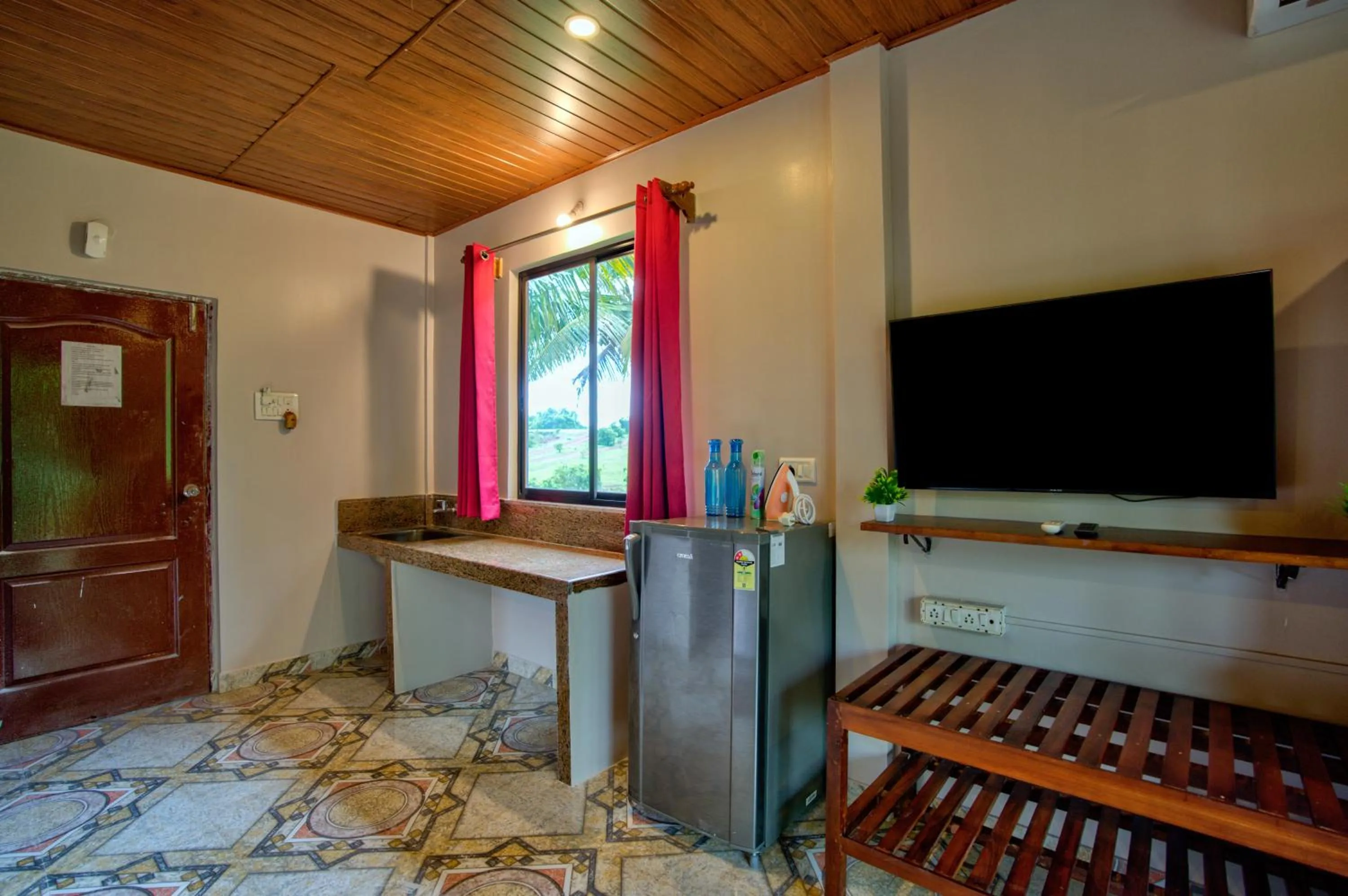 TV and multimedia in La Station Resort Vagator