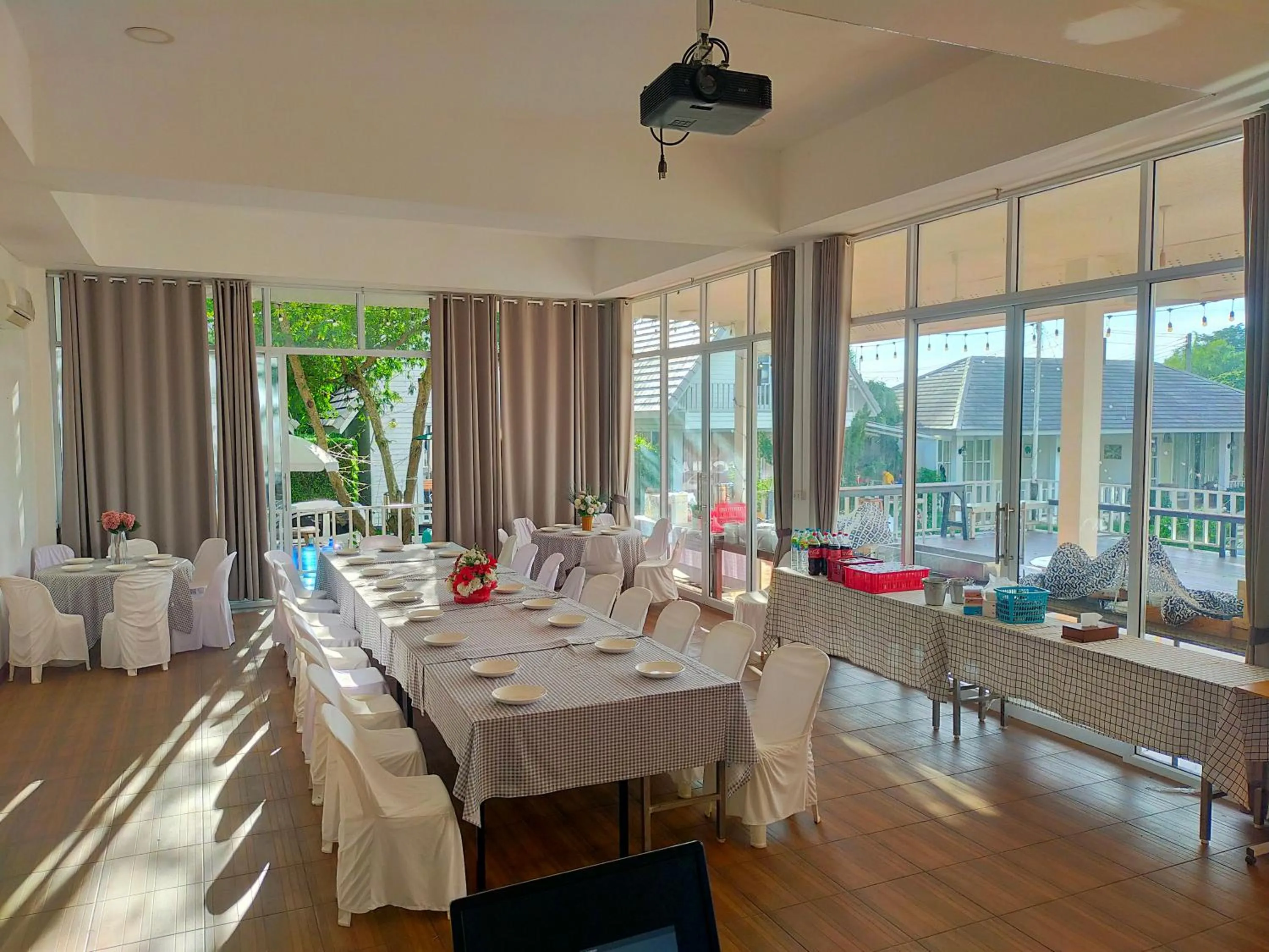 Banquet/Function facilities in ภูฝ้ายวิลล่า Phufai villa