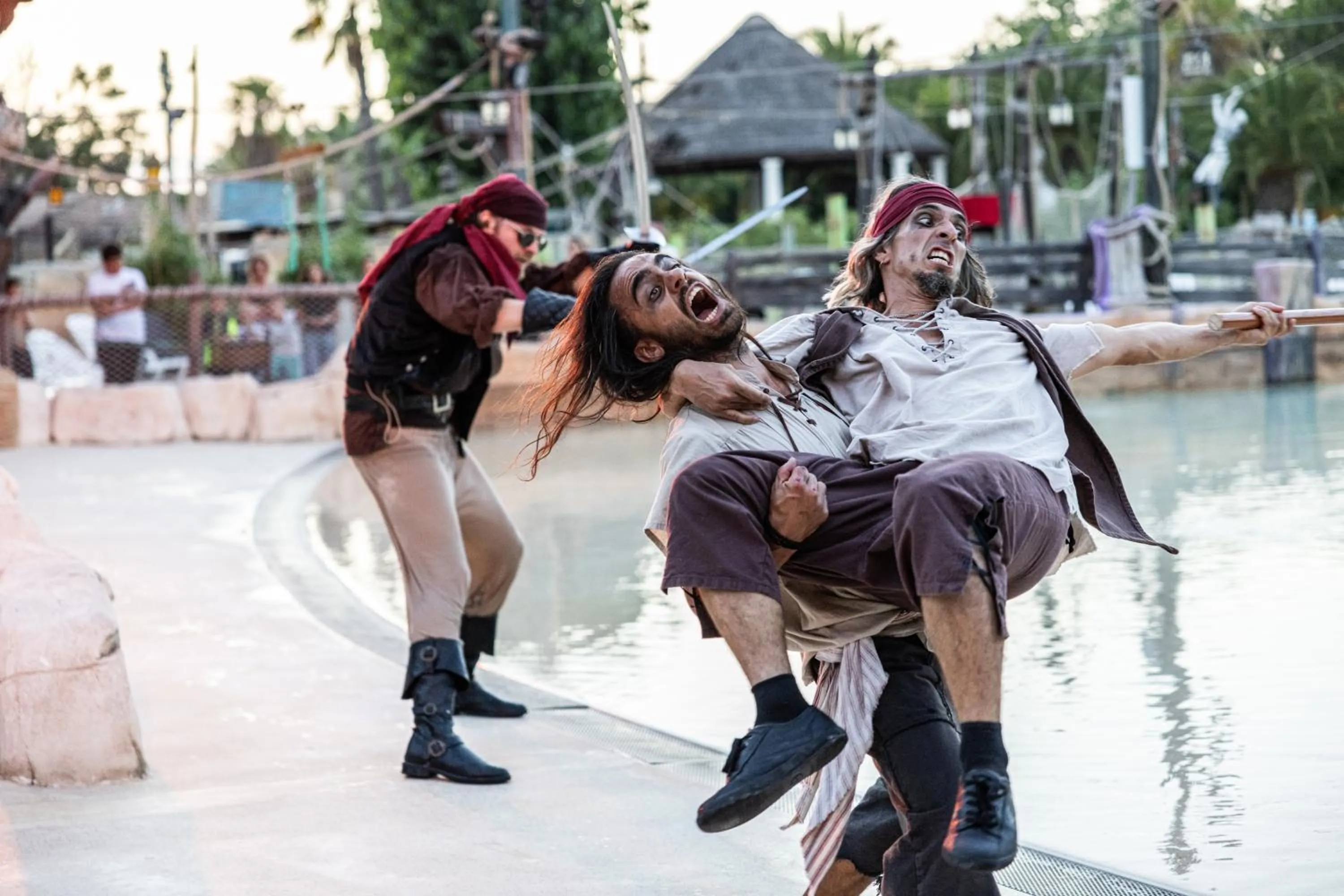 Day in Hôtel Pirates World