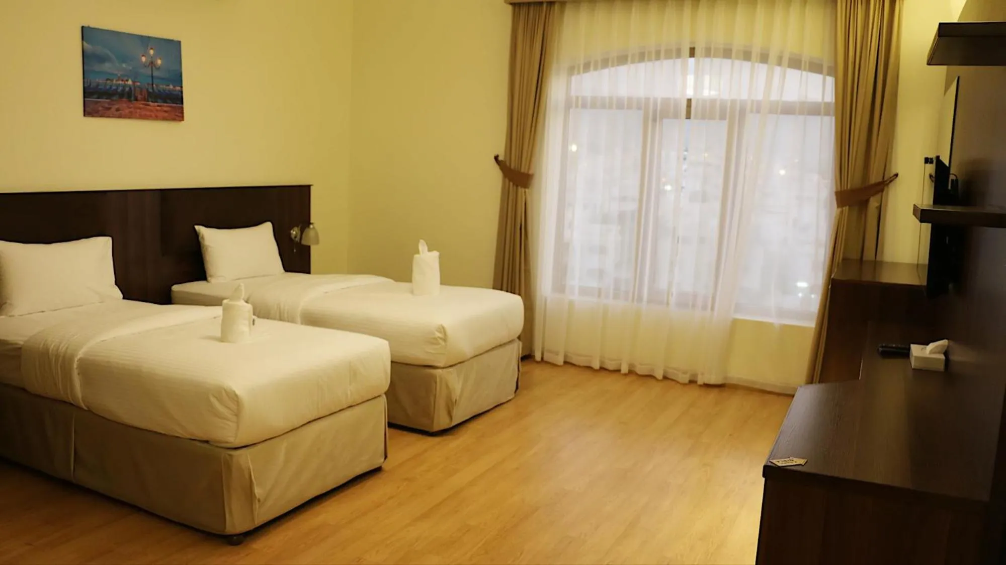 Bed in Weekdays Hotel