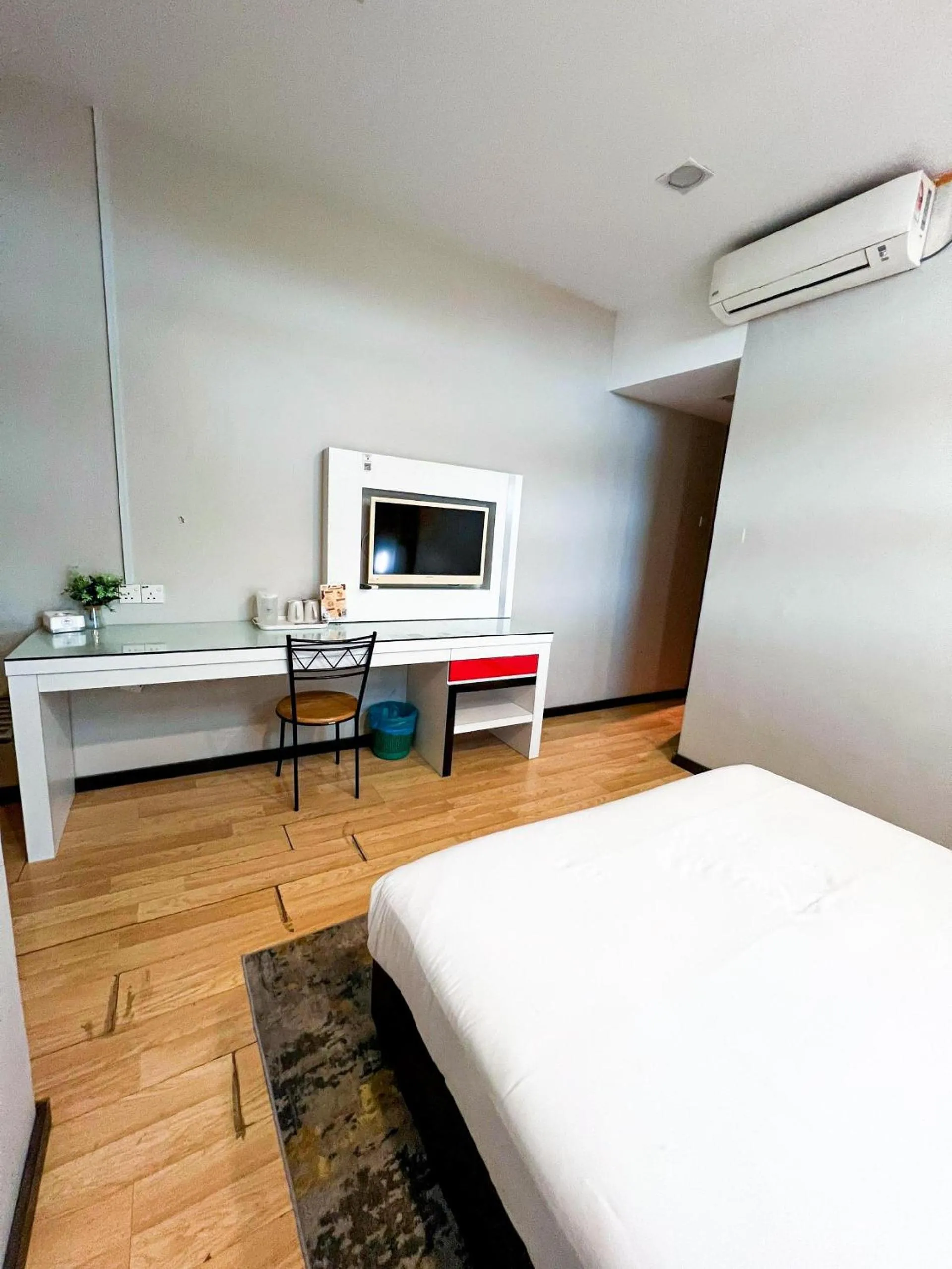 TV and multimedia, Bed in Lovita Hotel Kuantan