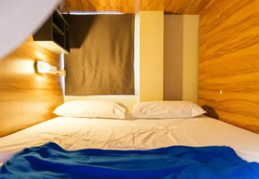 Bed in Slumber Surf Phuket Kata Bed in Slumber Surf Phuket Kata