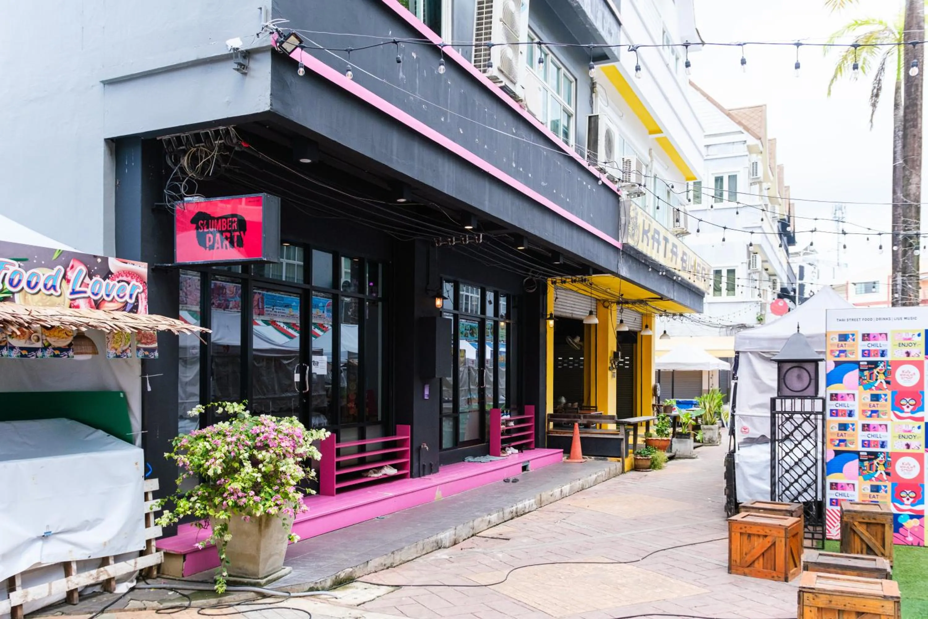 Slumber Surf Phuket Kata