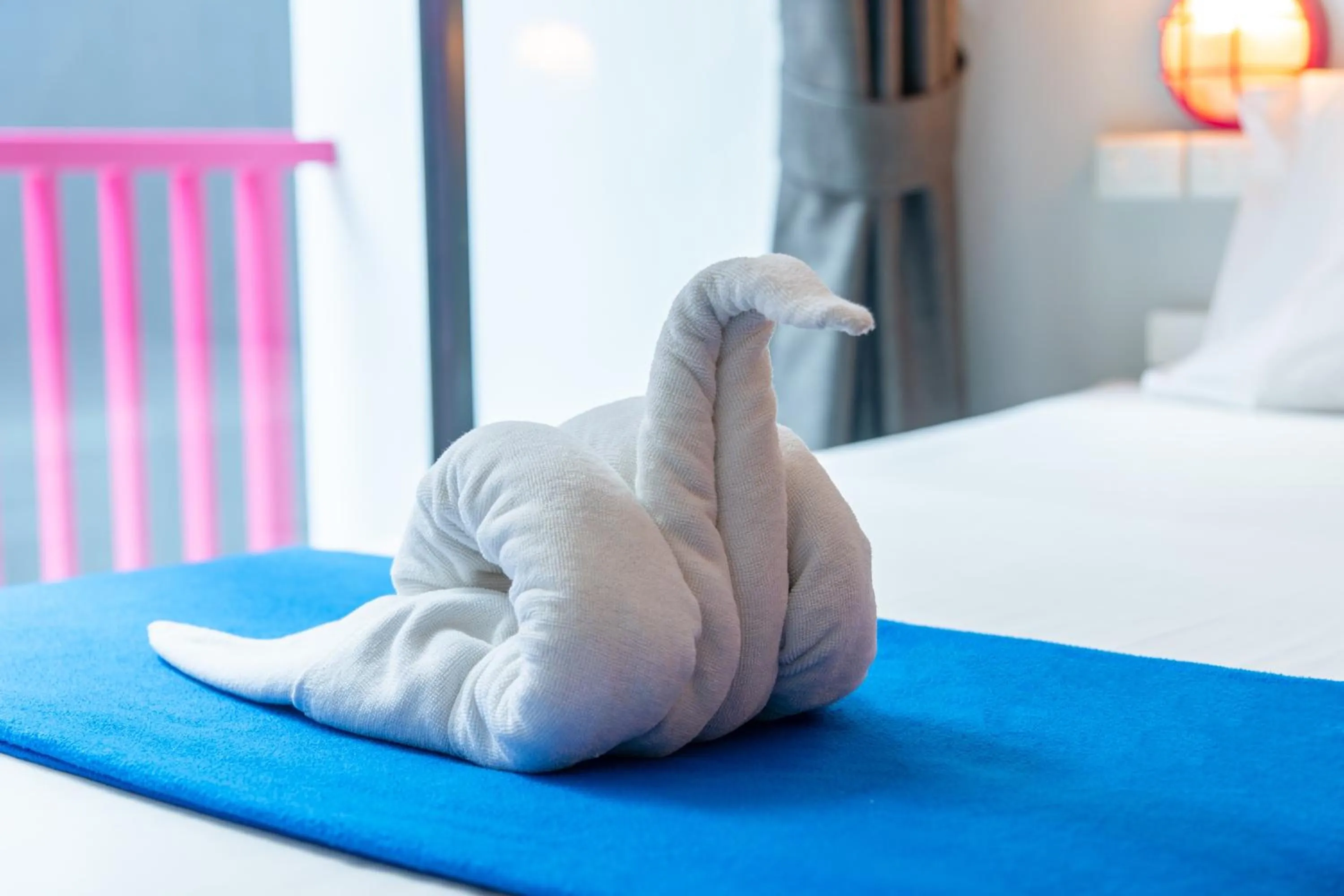 Bed in Slumber Surf Phuket Kata