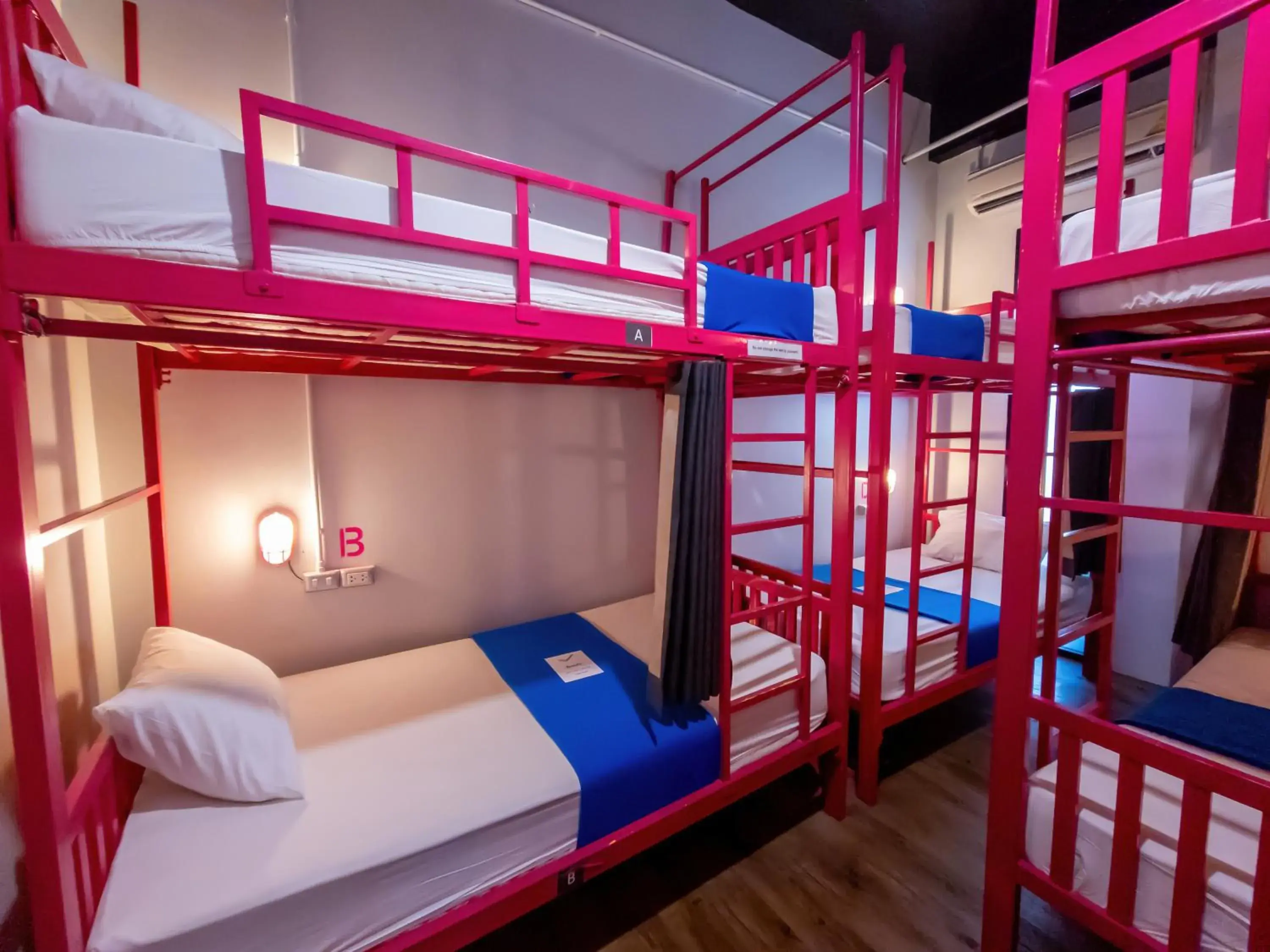 Bed in Slumber Surf Phuket Kata Bed in Slumber Surf Phuket Kata