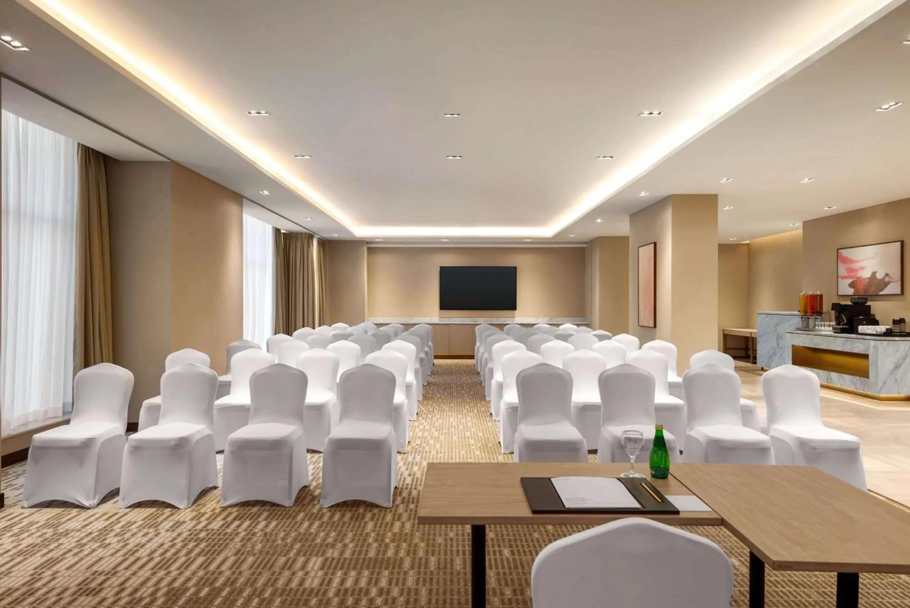 Meeting/conference room in Ramada by Wyndham Riyadh King Fahd Road