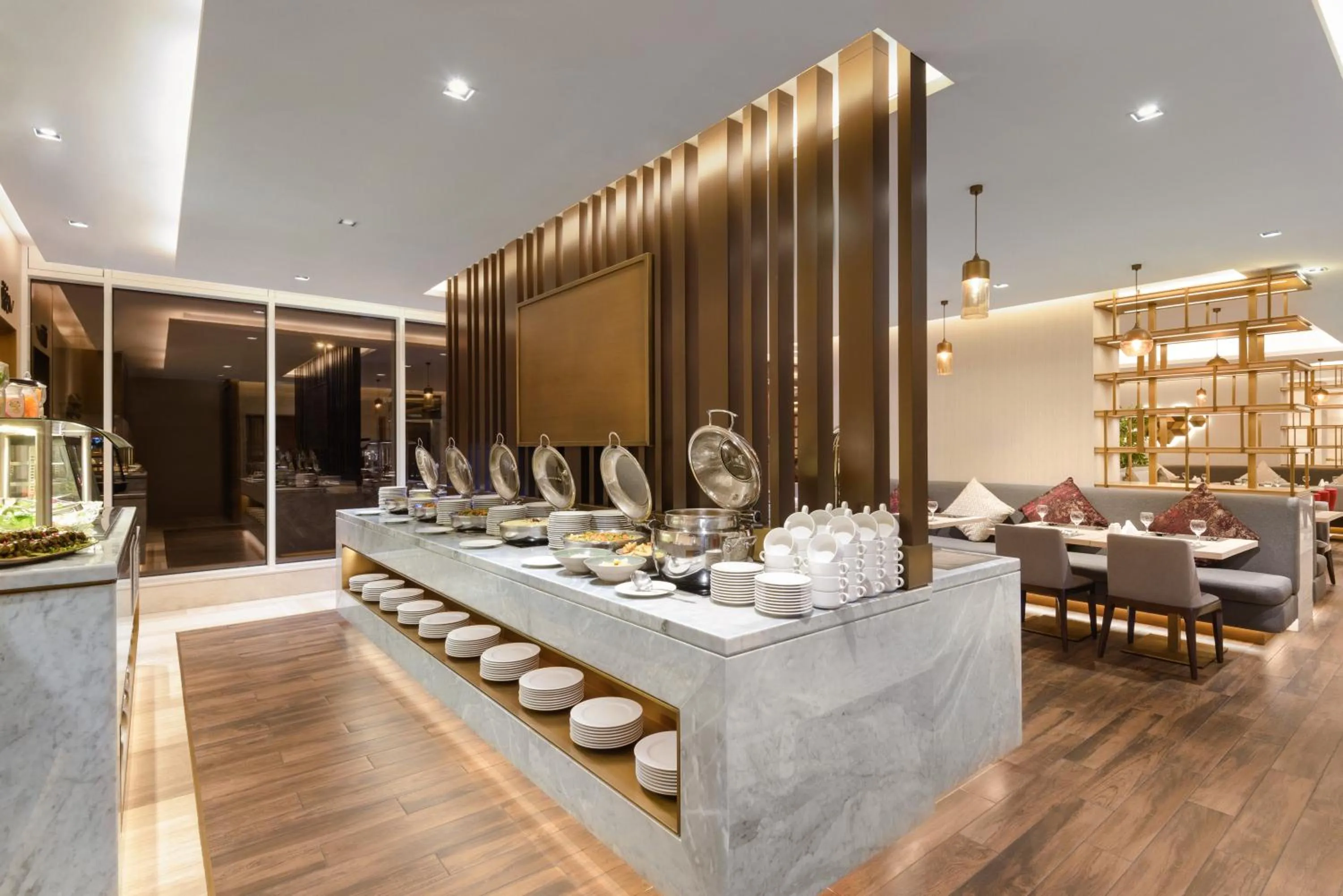 Restaurant/places to eat in Ramada by Wyndham Riyadh King Fahd Road