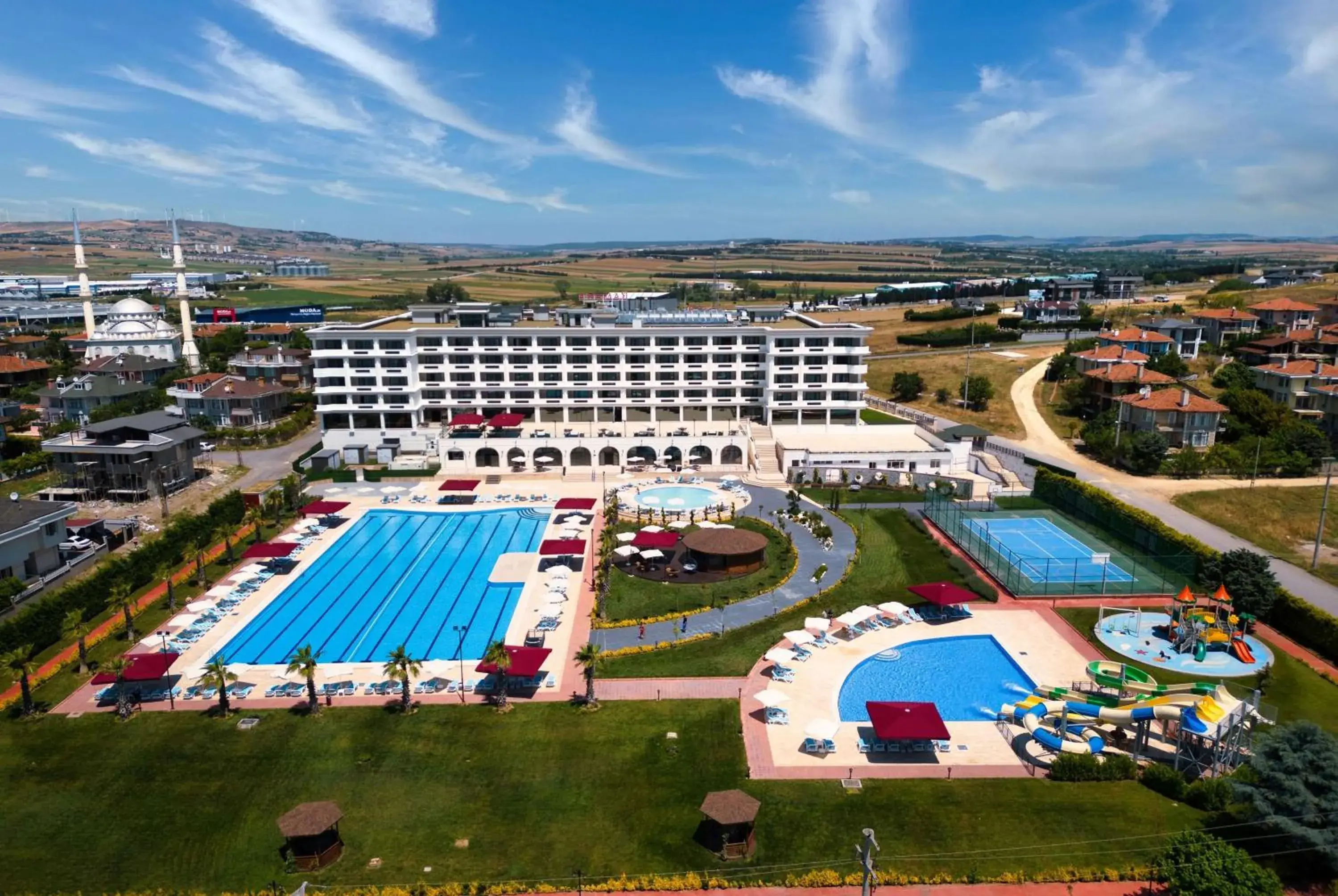 Property building in Ramada Plaza by Wyndham Silivri Property building in Ramada Plaza by Wyndham Silivri