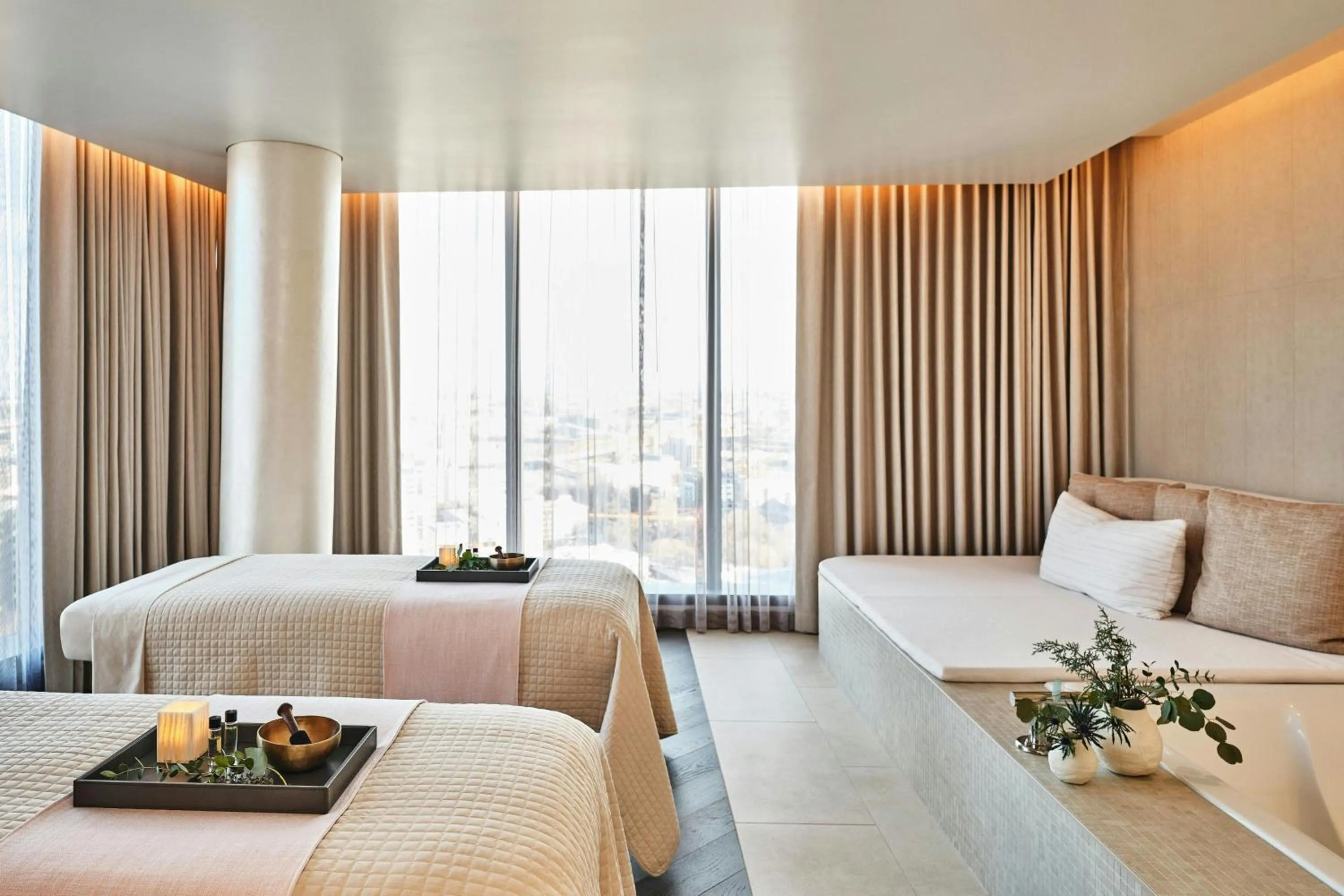 Spa and wellness centre/facilities, Bed in The Ritz-Carlton, Portland