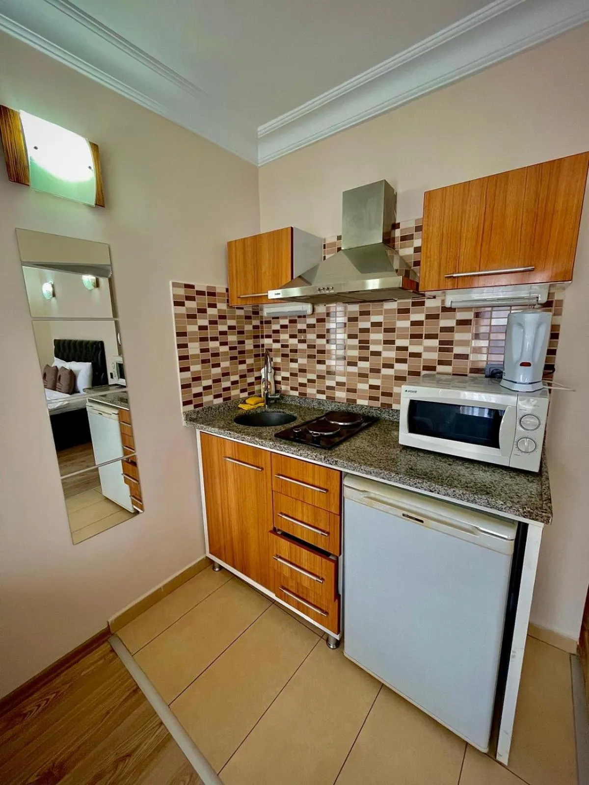 Kitchen or kitchenette in Elegance Aparts Cihangir