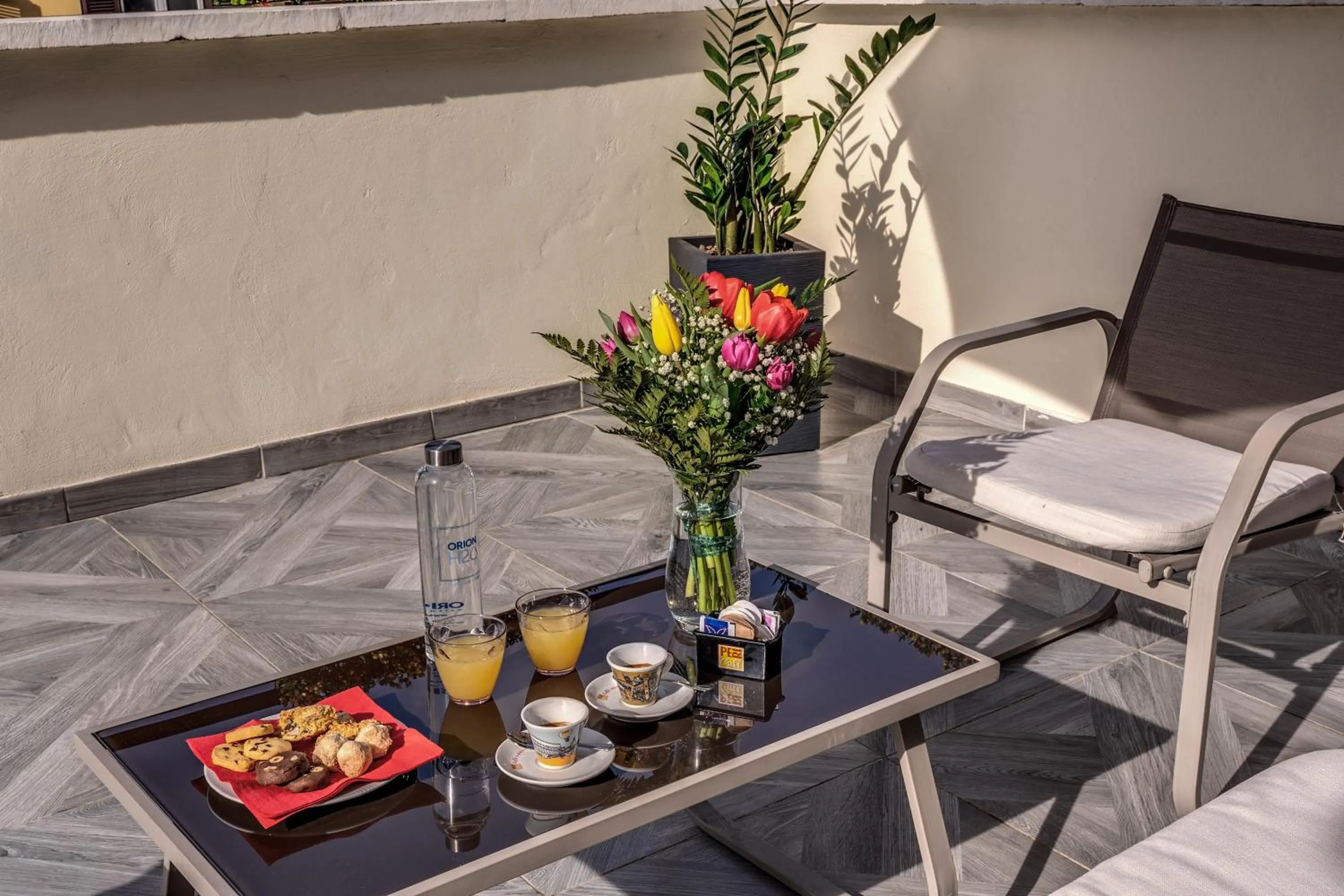 Balcony/Terrace in CC Palace Hotel