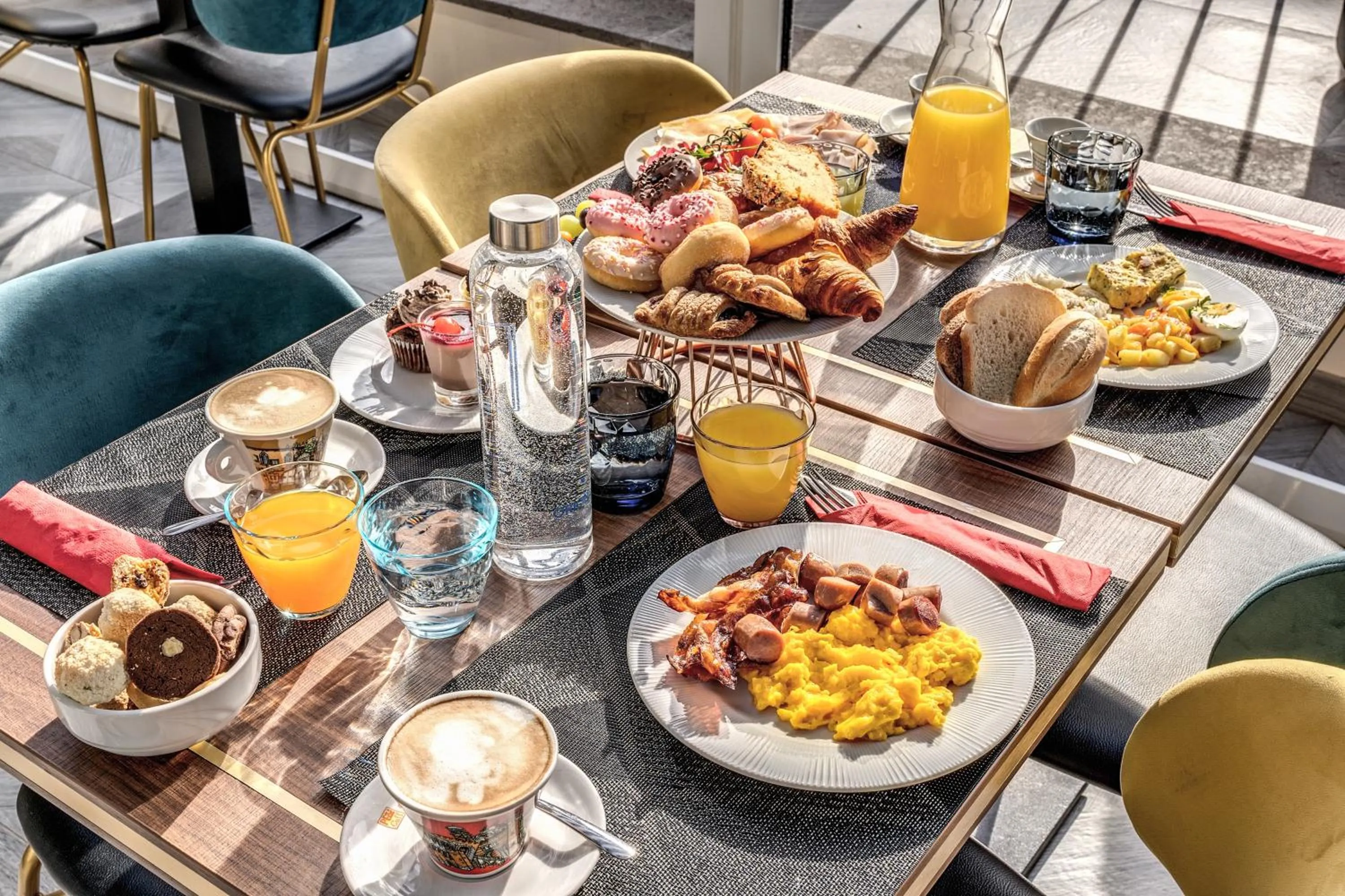 Food in CC Palace Hotel