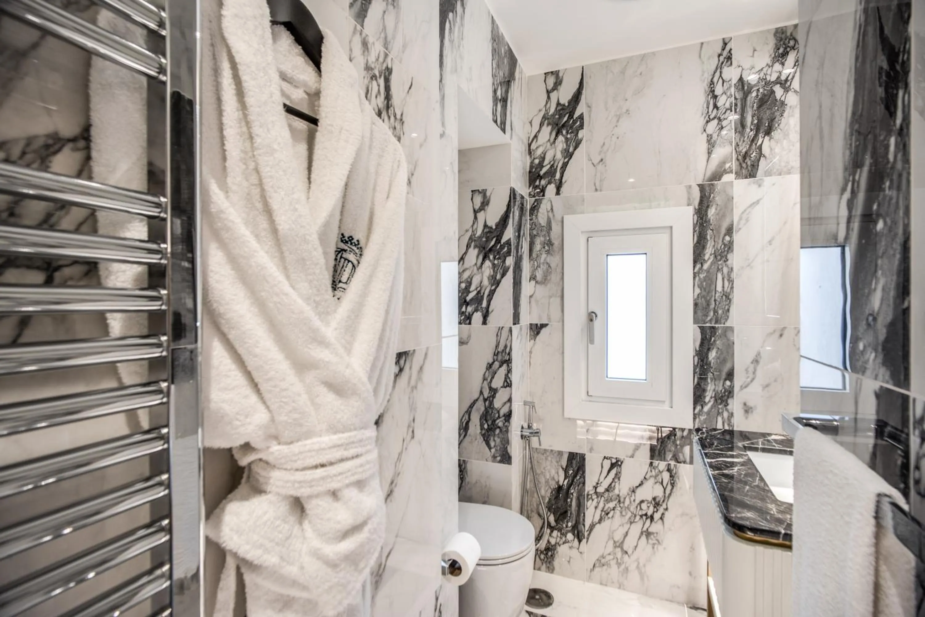 Bathroom in CC Palace Hotel