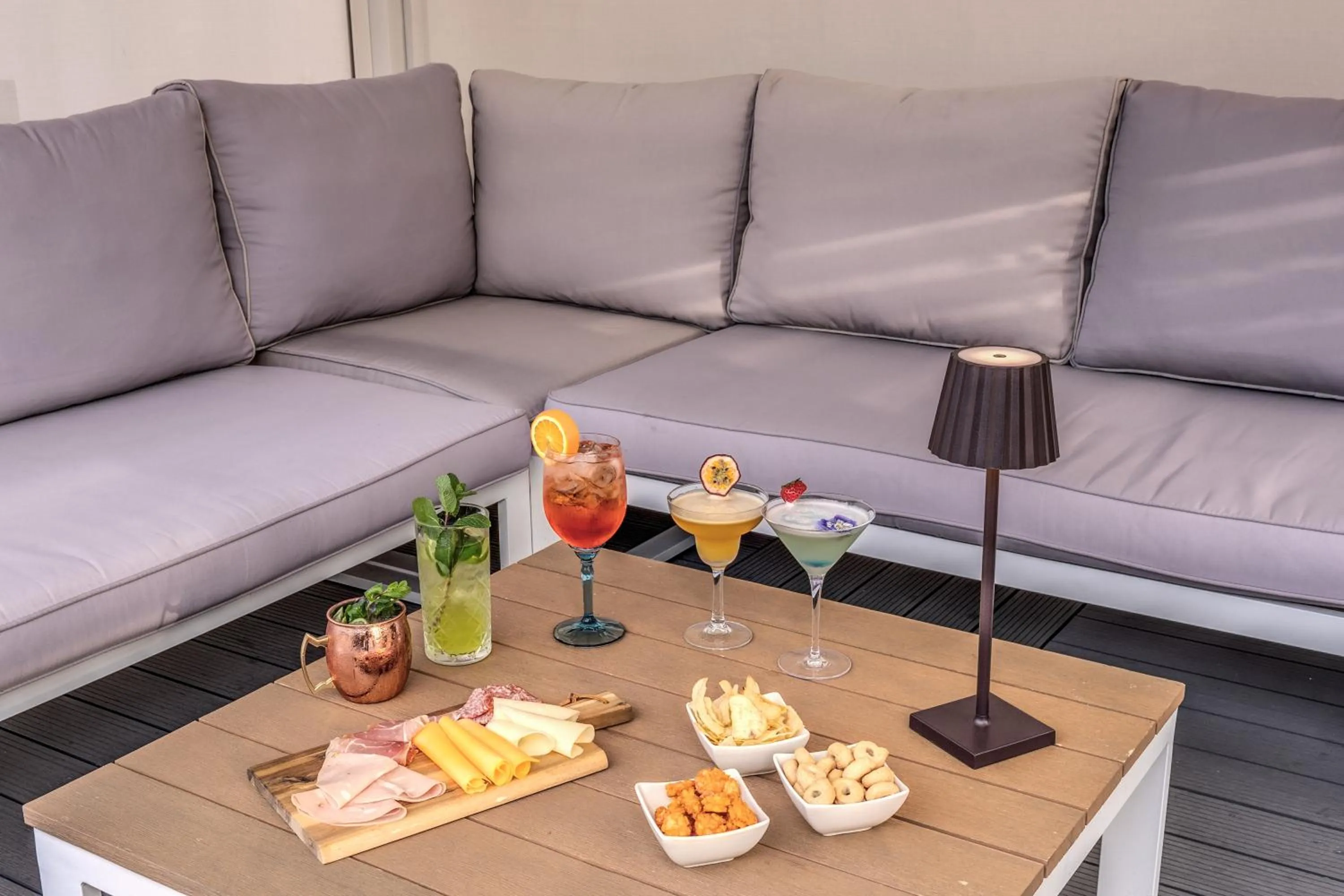 Balcony/Terrace in CC Palace Hotel