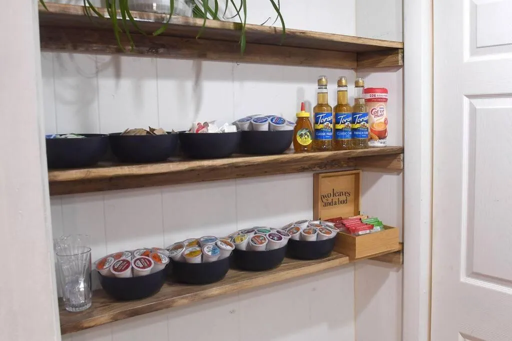 2 Bedroom Apartment overlooks WCU and Cullowhee NC - Smoke and Pet free