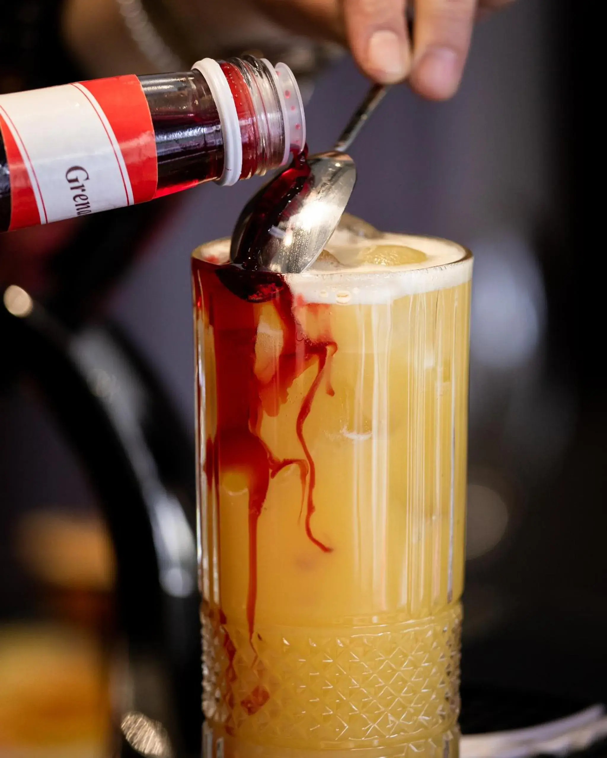 Lounge or bar in Emery Hotel Lounge or bar in Emery Hotel