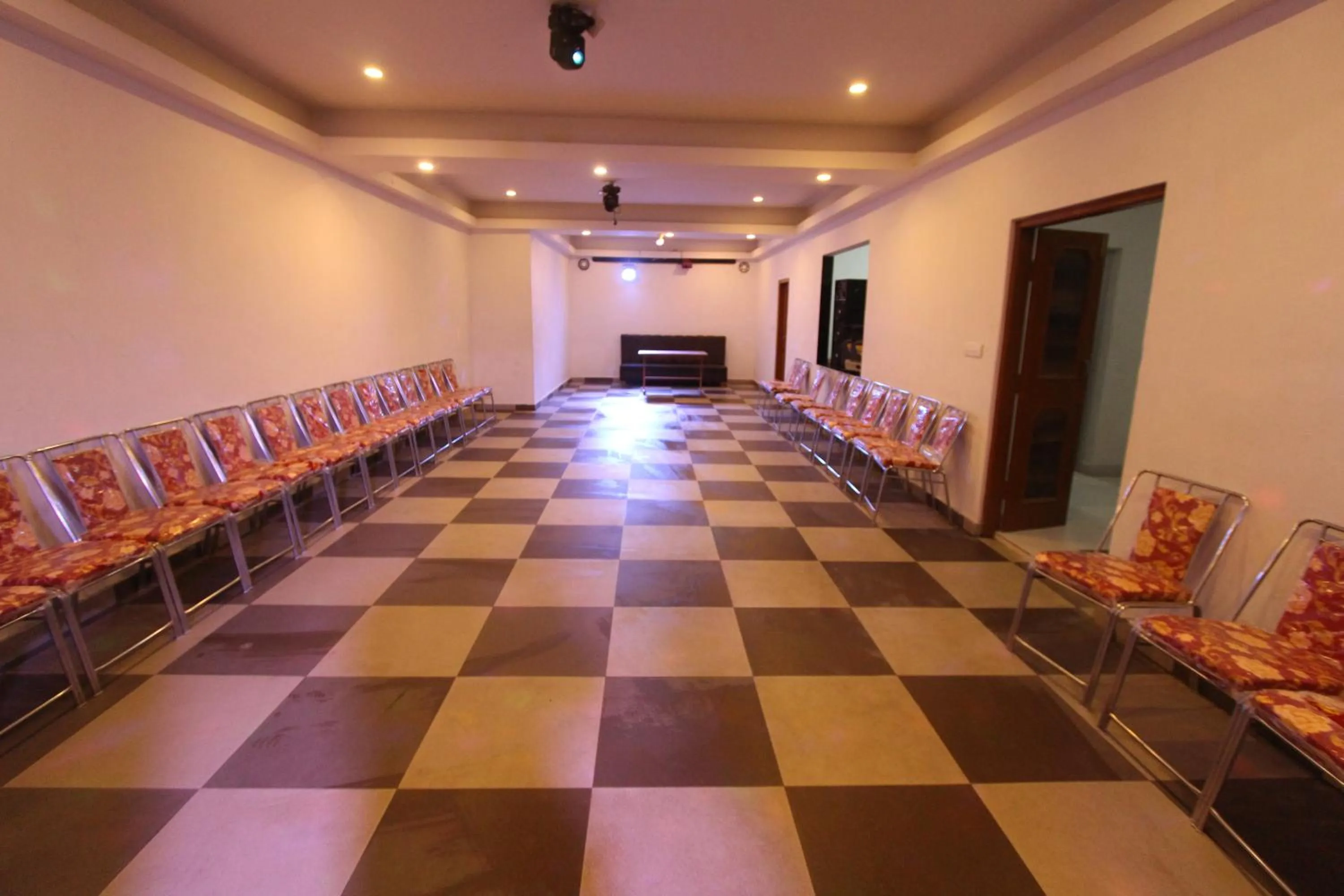Banquet/Function facilities in Hotel NSB Manali