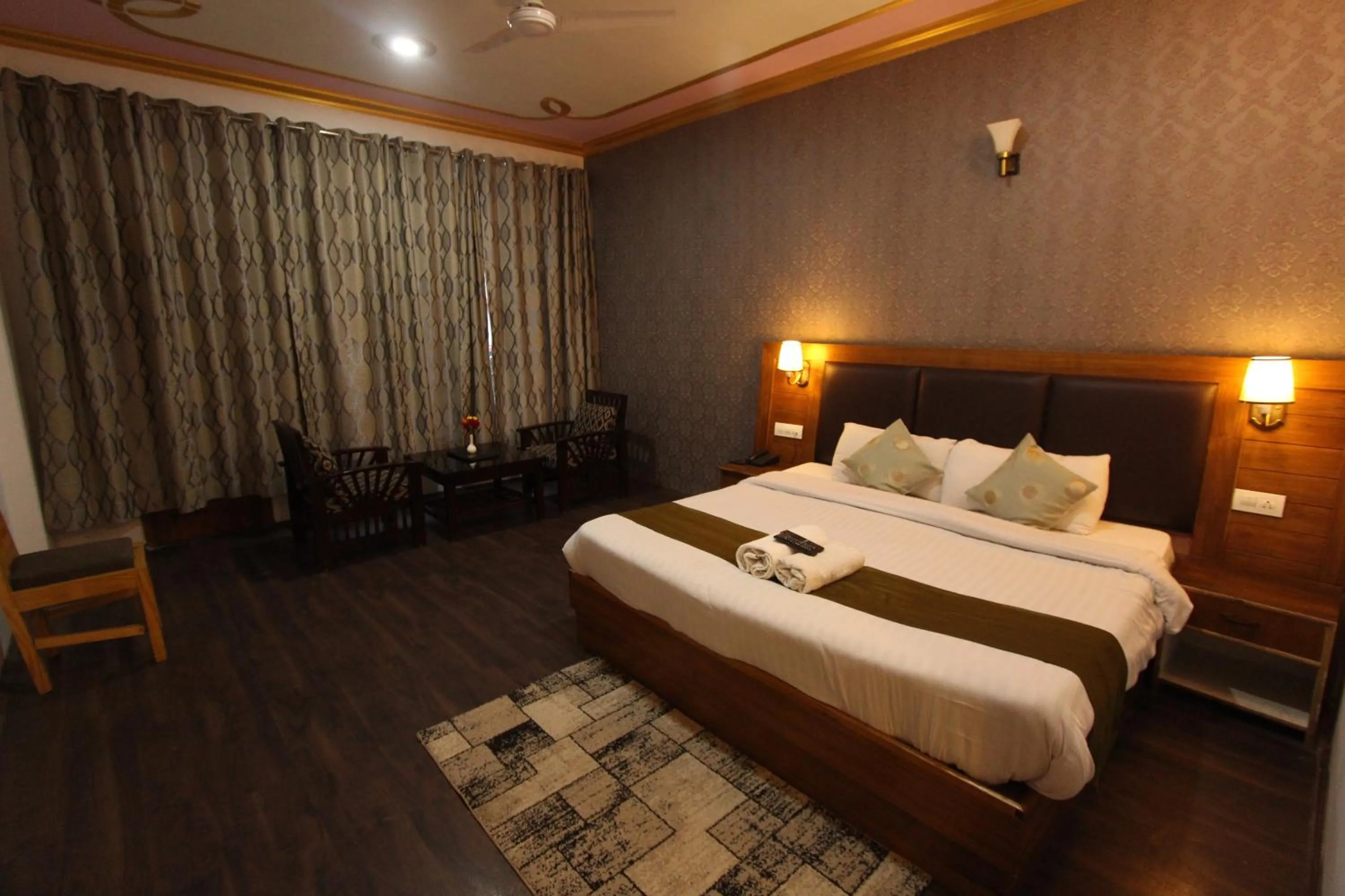 Bed in Hotel NSB Manali